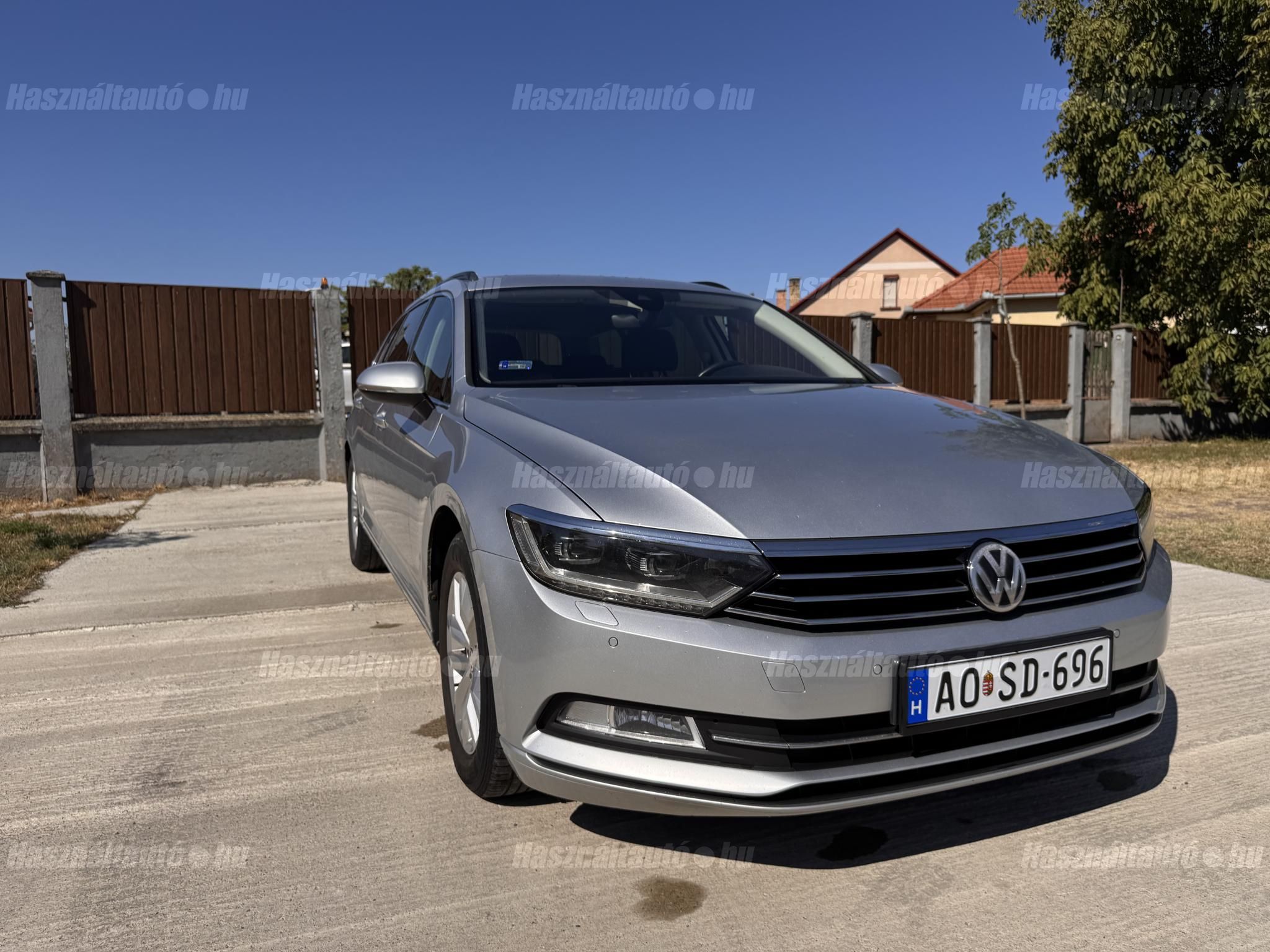 VOLKSWAGEN PASSAT VIII 2016/8 - 1