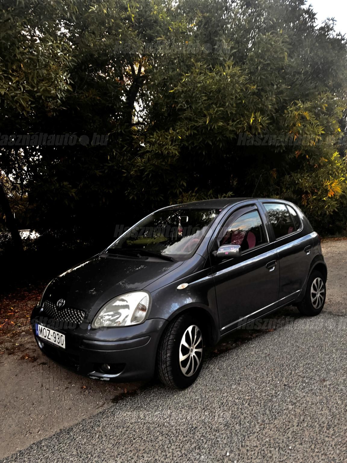 TOYOTA YARIS 2005/12 - 1