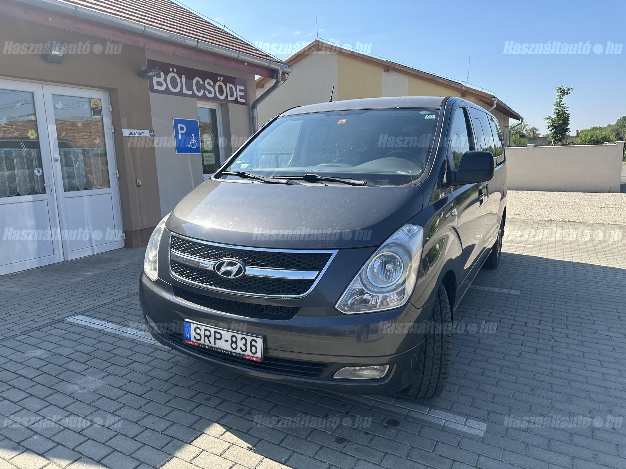 HYUNDAI H-1 2012/11 - 1