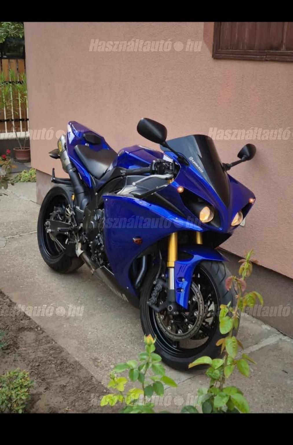 YAMAHA YZF R1 2010/2 - 1