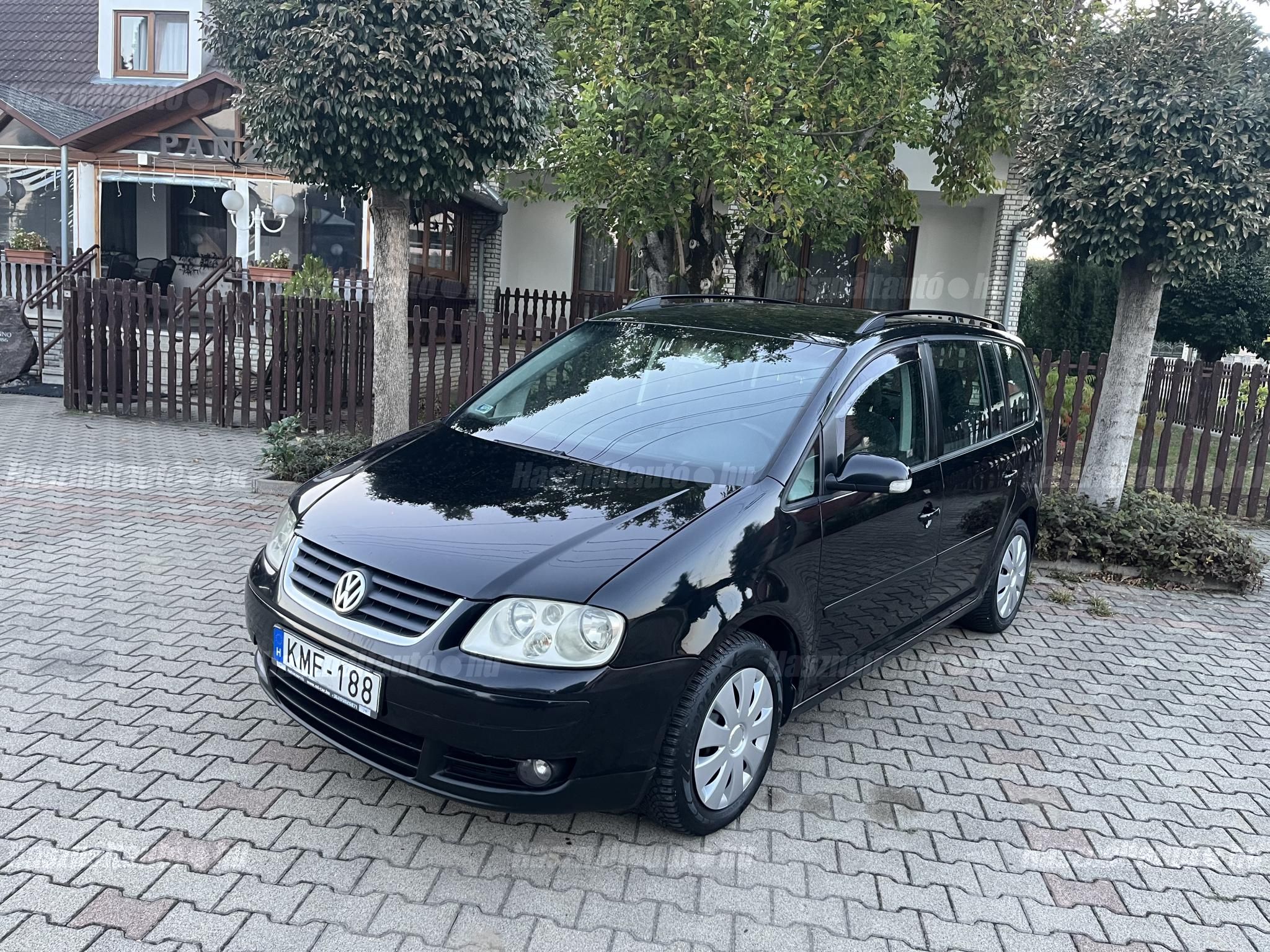 VOLKSWAGEN TOURAN 2006 - 1
