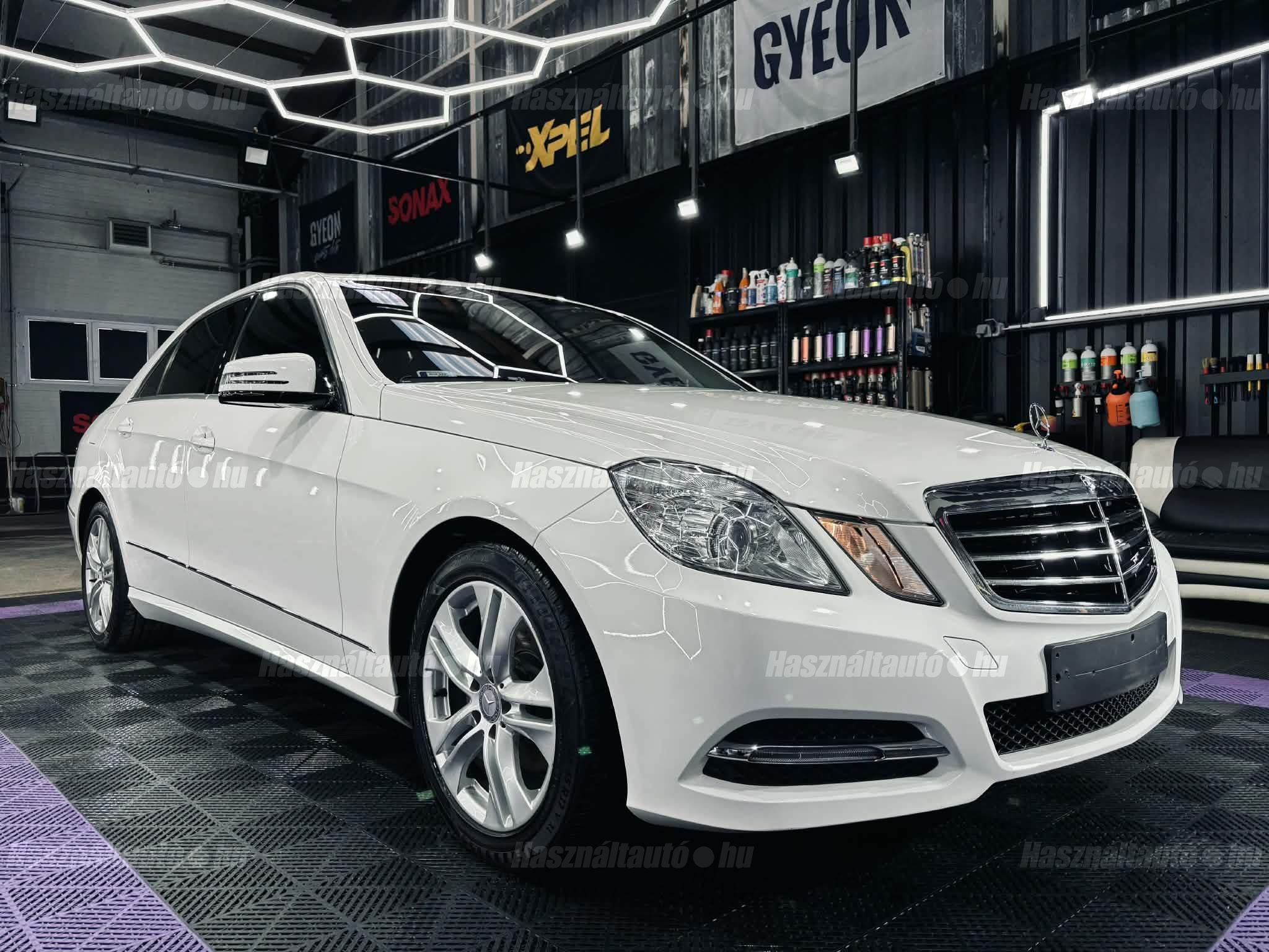 MERCEDES-BENZ E 200 2012/12 - 1