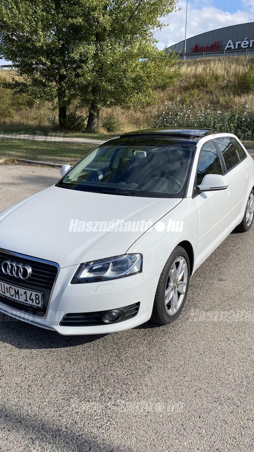 AUDI A3 2010/5 - 1