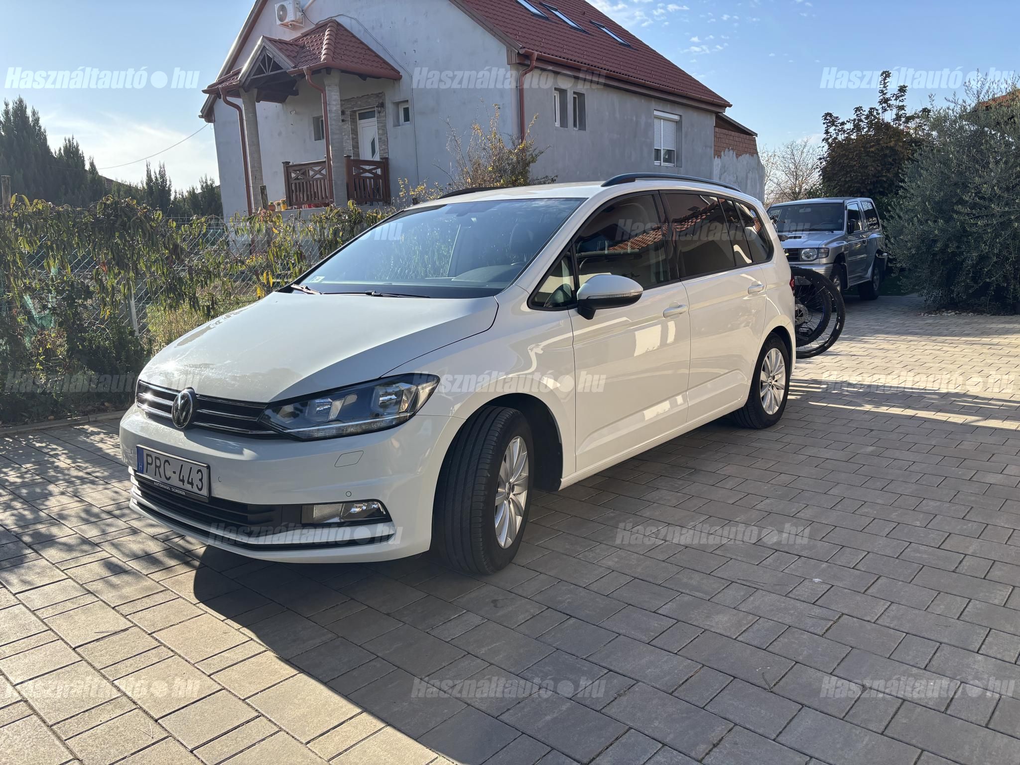 VOLKSWAGEN TOURAN 2016/12 - 1