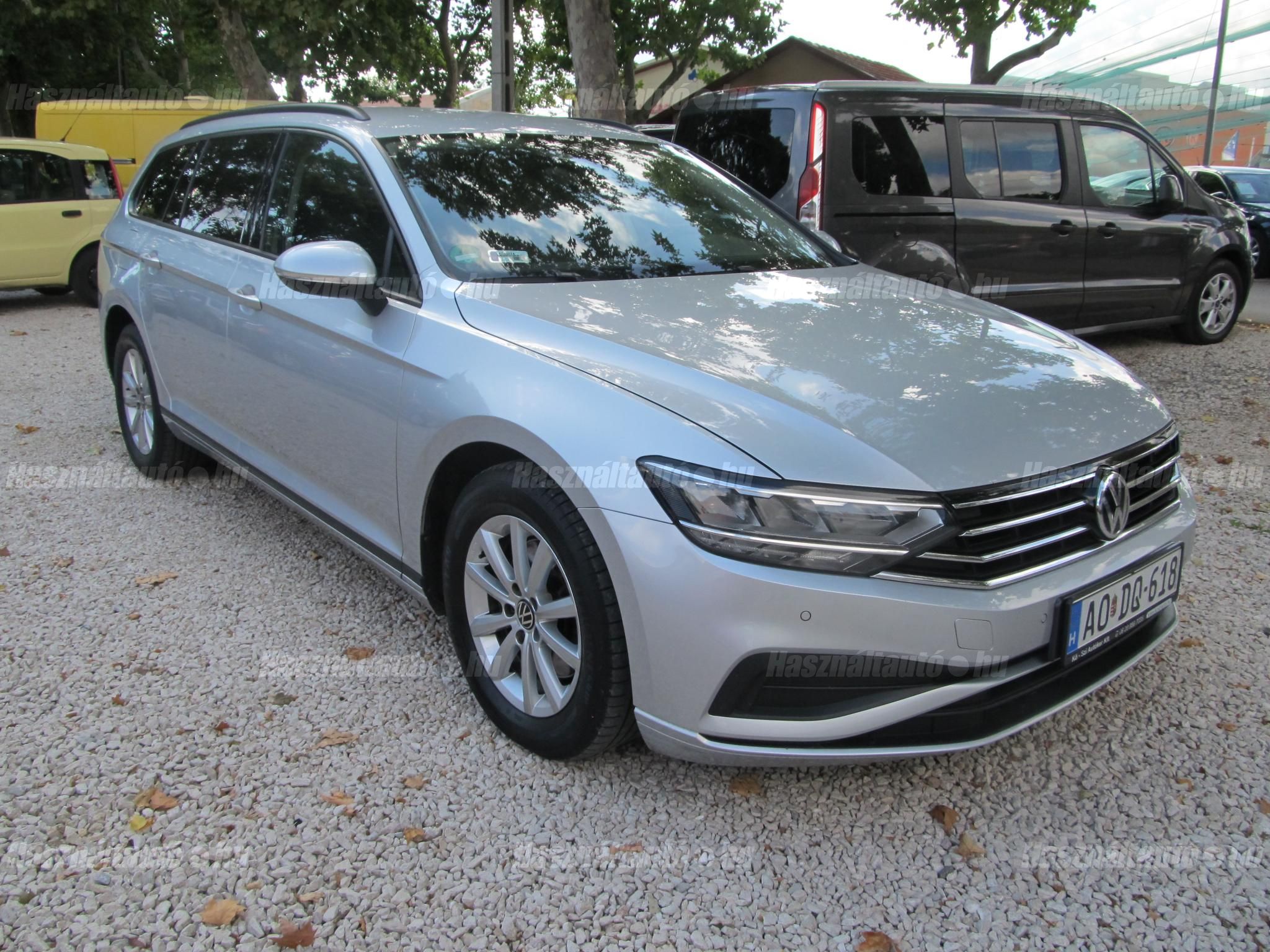 VOLKSWAGEN PASSAT 2020/2 - 1