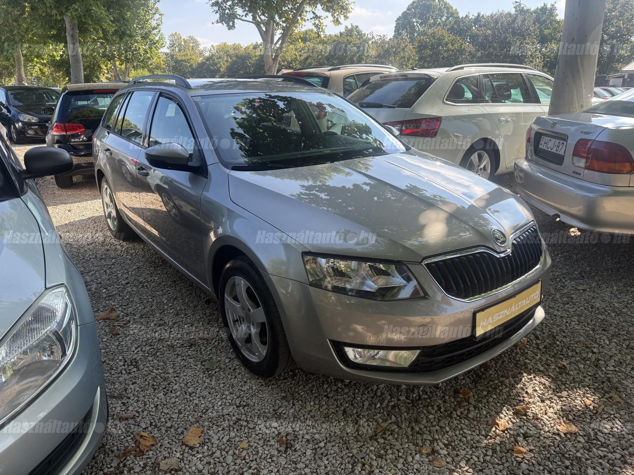 SKODA OCTAVIA 2014/10 - 1