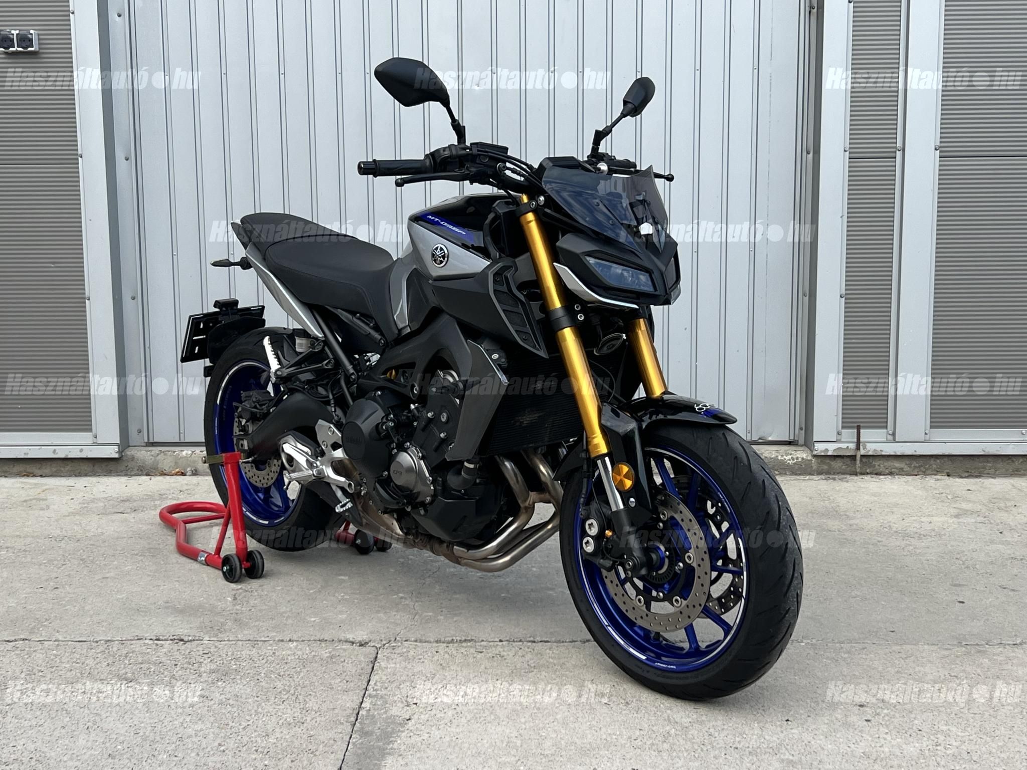 YAMAHA MT-09 2018/5 - 1