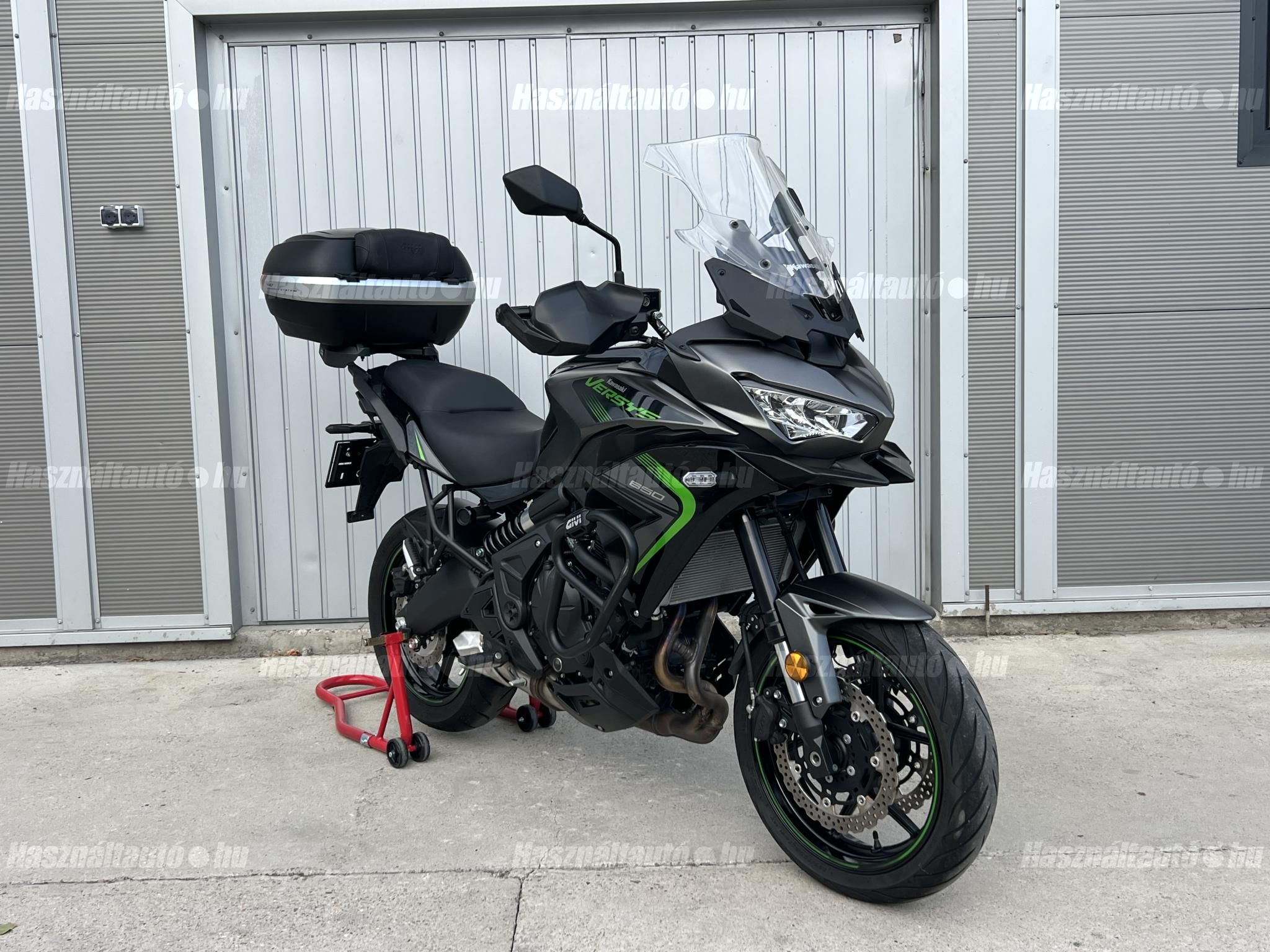 KAWASAKI VERSYS 650 2025/5 - 1