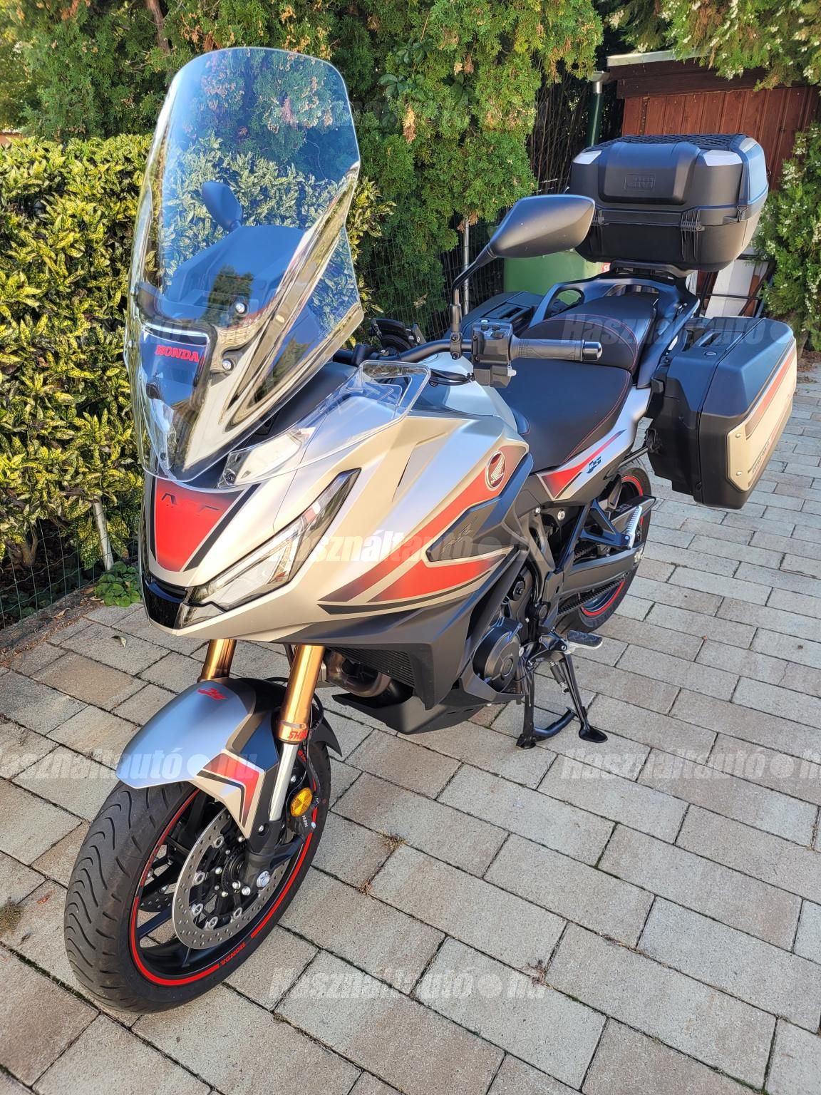 HONDA NT 1100 D 2026/2 - 1