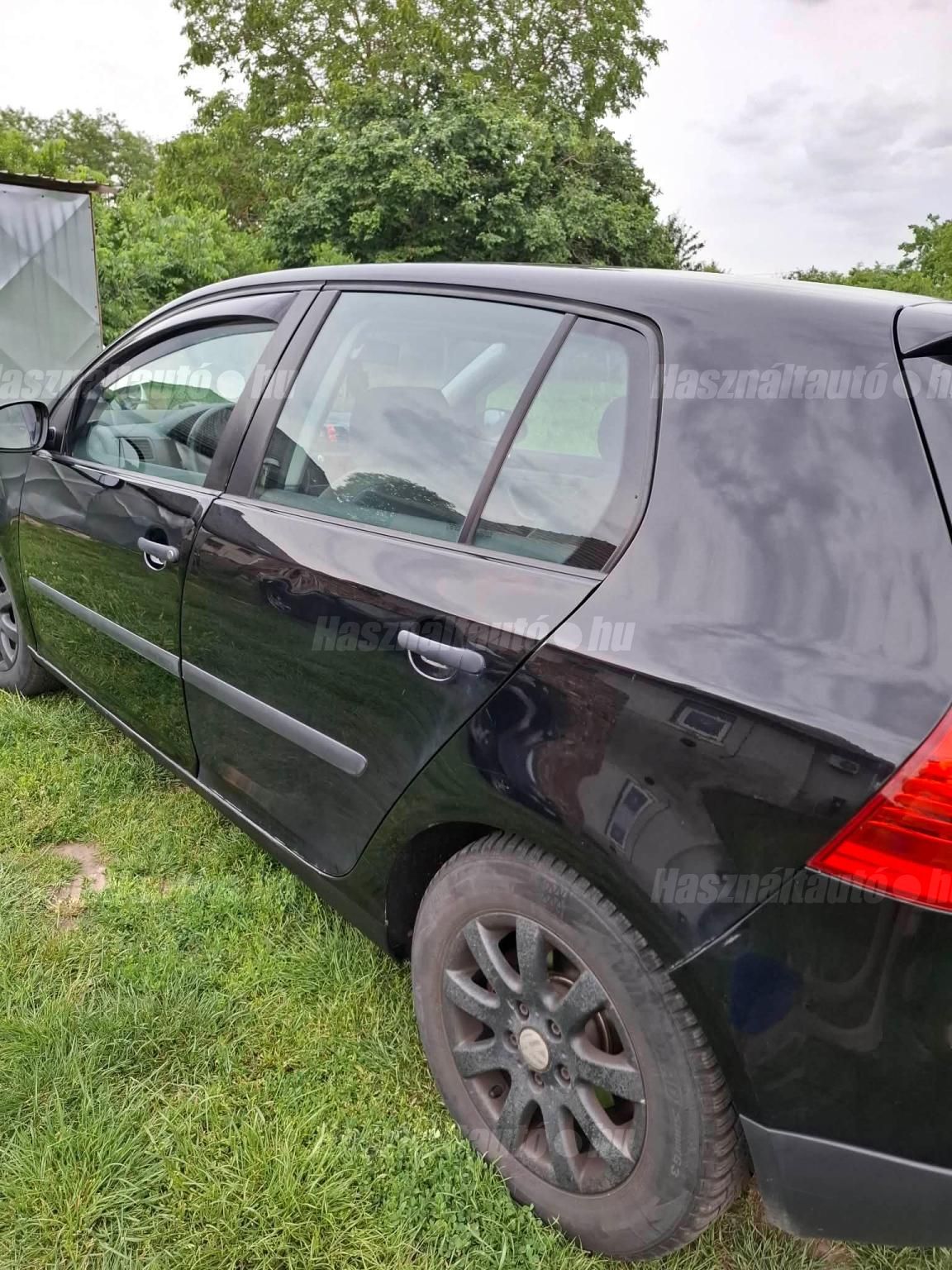 VOLKSWAGEN GOLF V 2003/11 - 1