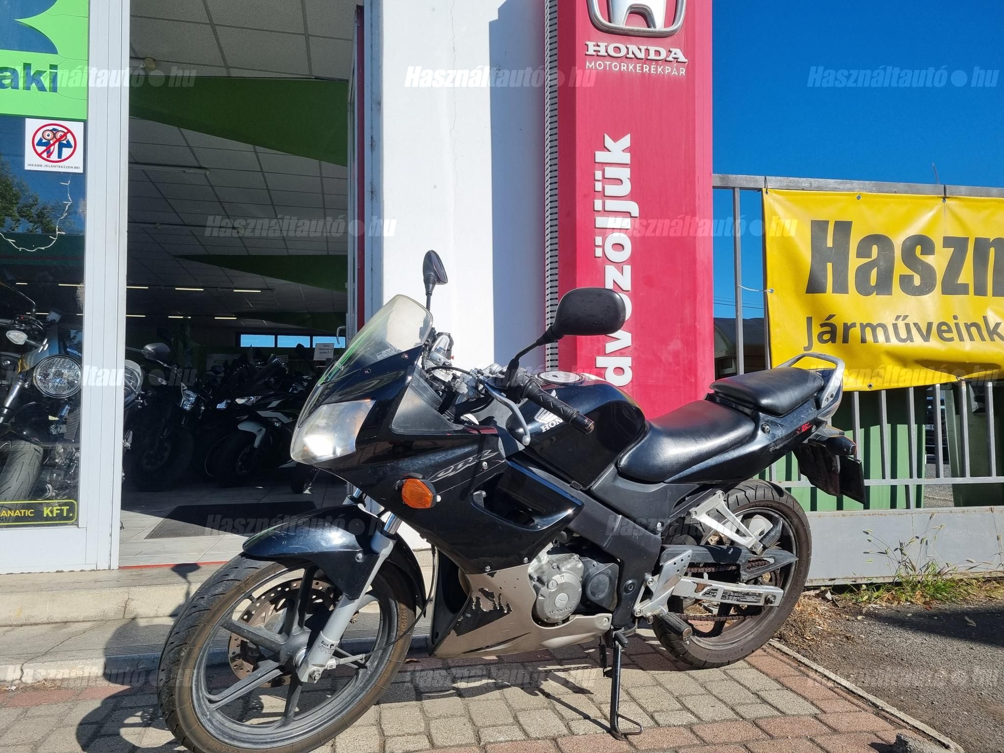 HONDA CBR 125 R 2006/1 - 1