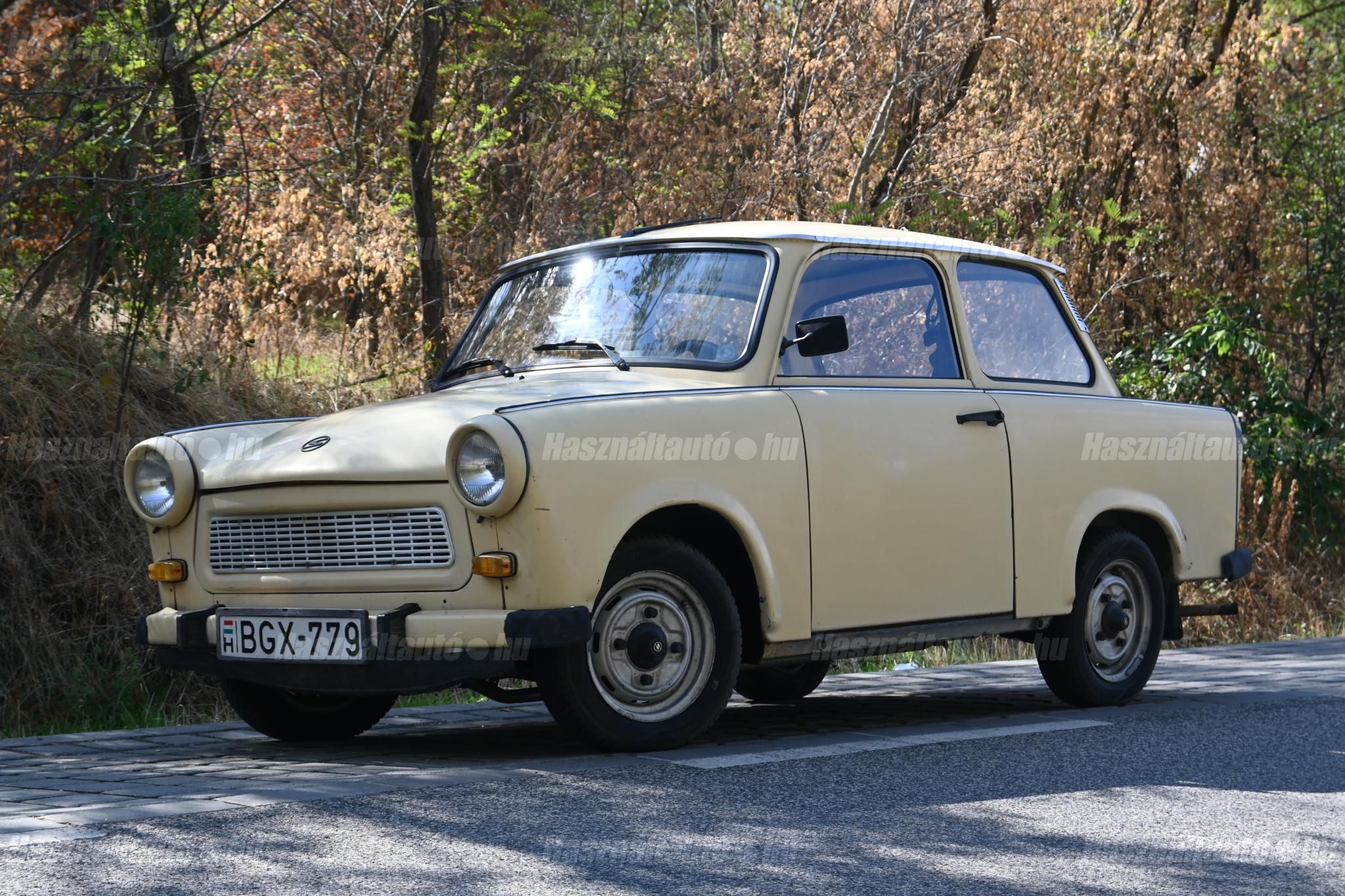 TRABANT 601 1990/4 - 1