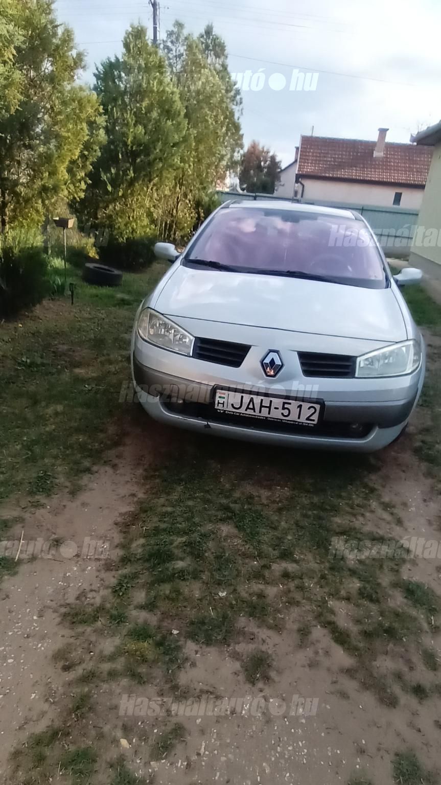 RENAULT MEGANE 2004/2 - 1