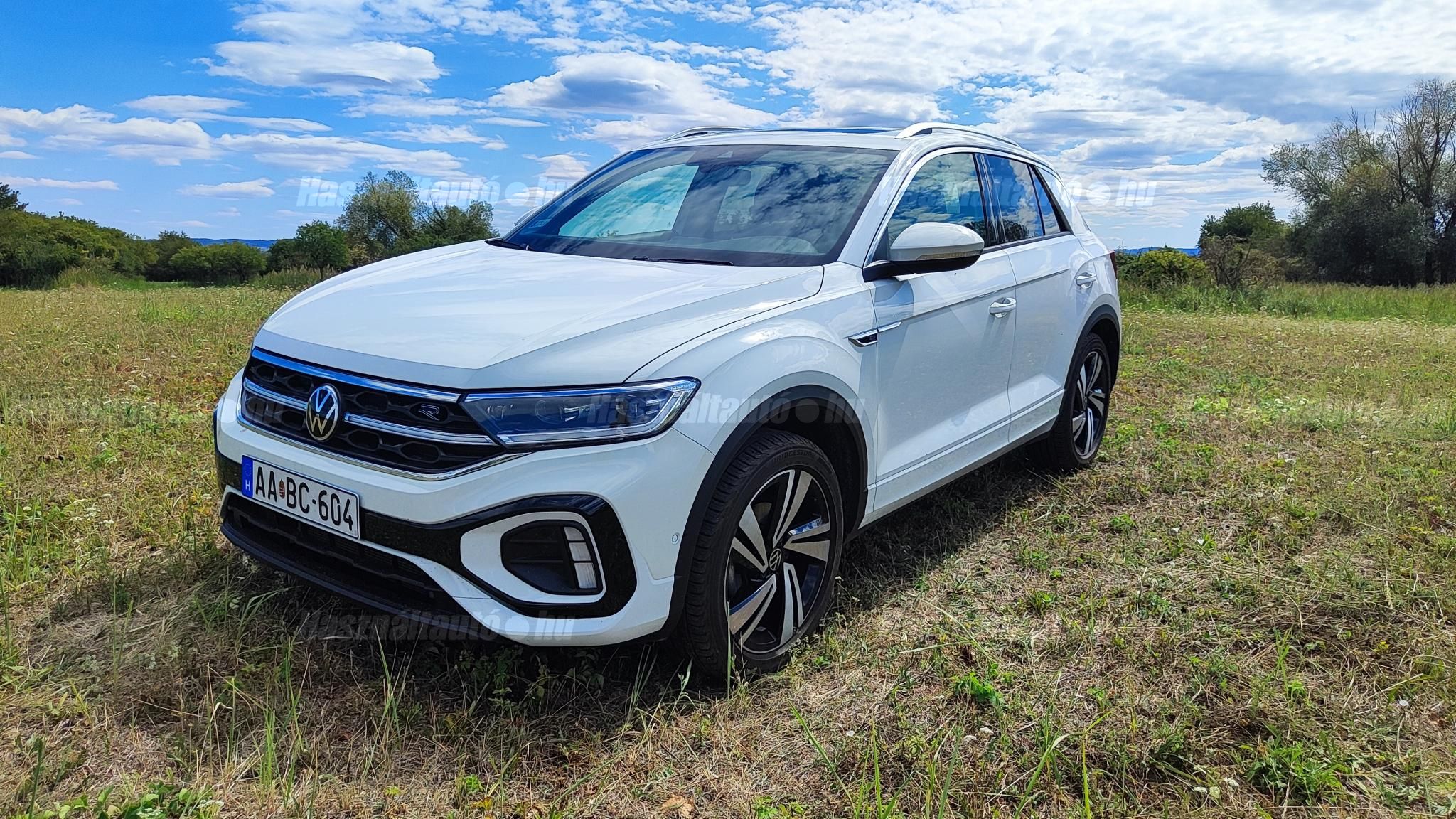 VOLKSWAGEN T-ROC 2022 - 1