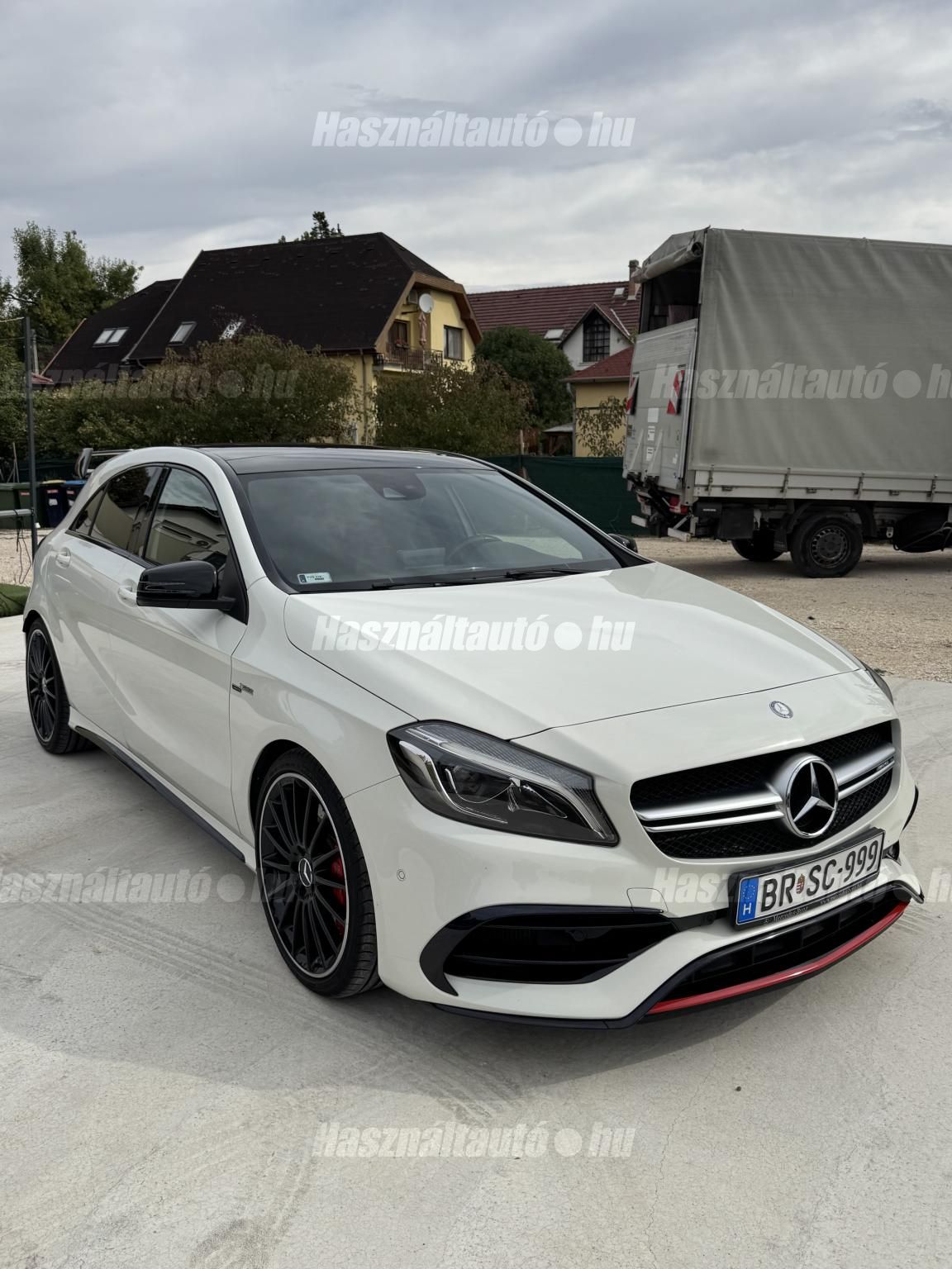 MERCEDES-AMG A 45 2016/11 - 1