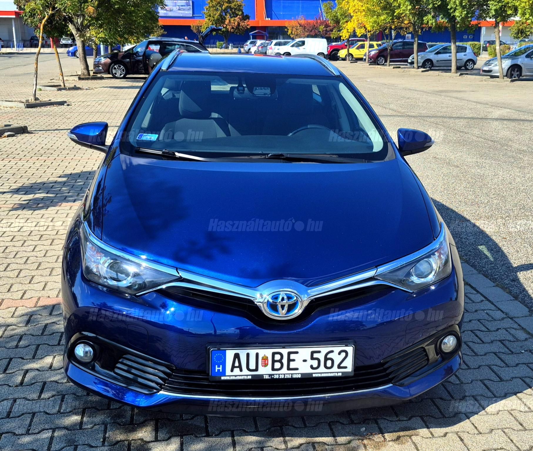 TOYOTA AURIS 2016/9 - 1