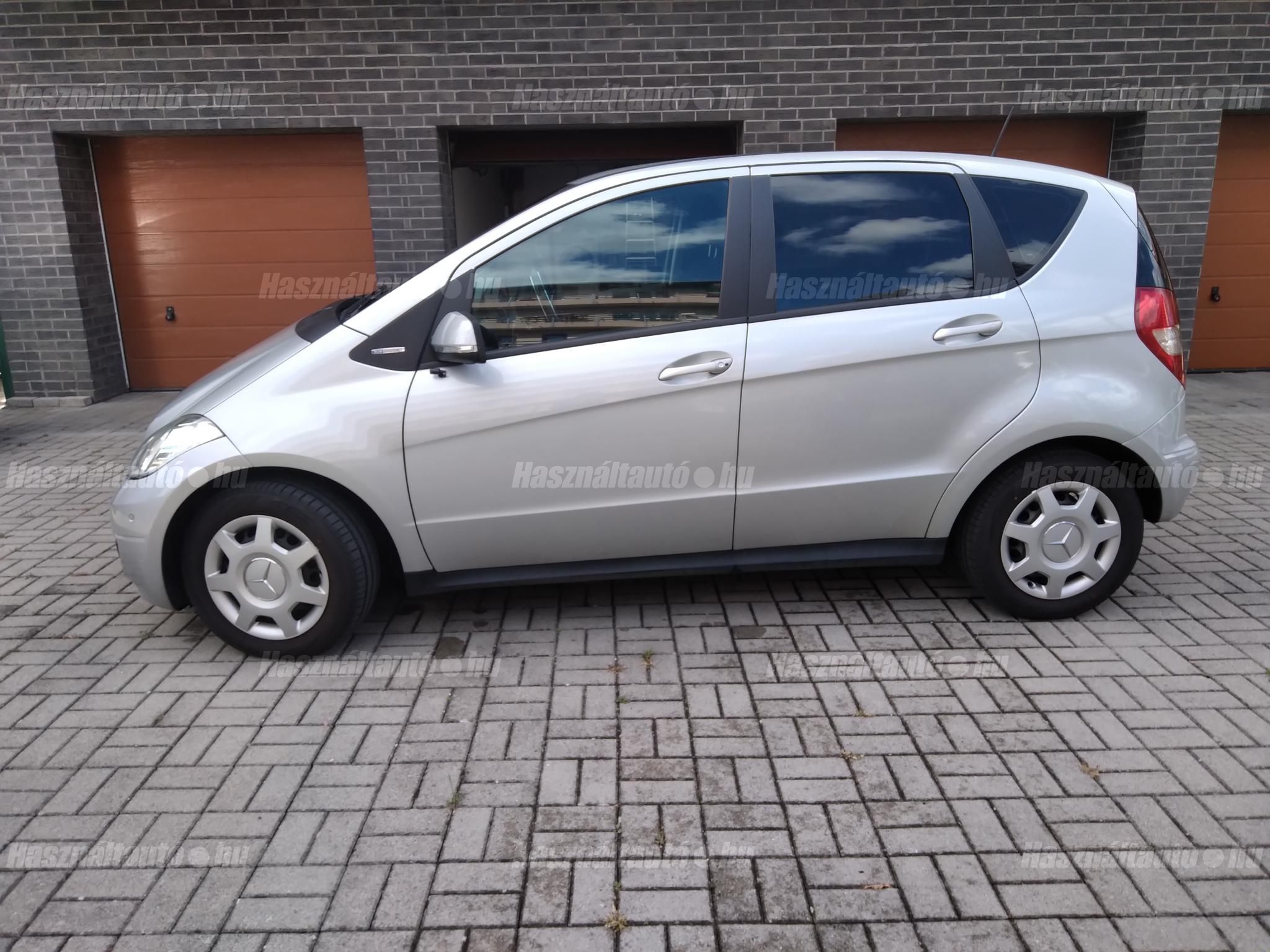MERCEDES-BENZ A 160 2011/3 - 1