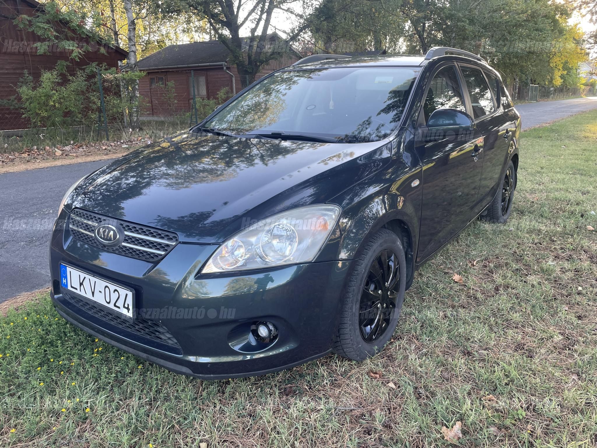 KIA CEE'D 2008/10 - 1