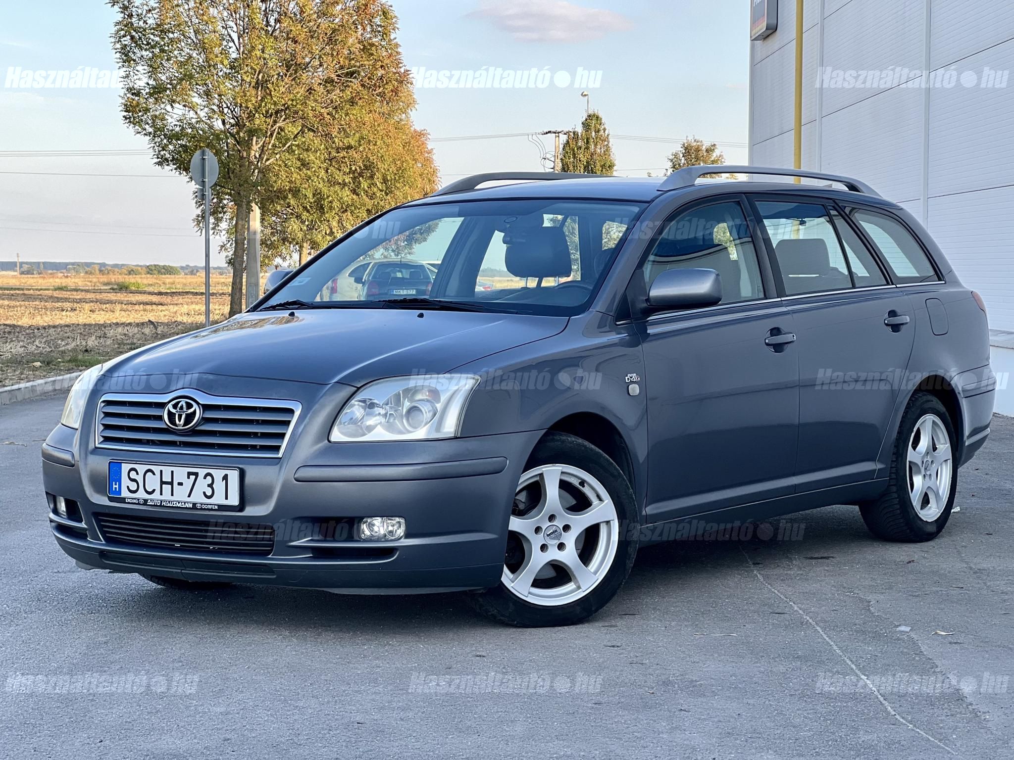 TOYOTA AVENSIS 2004/12 - 1