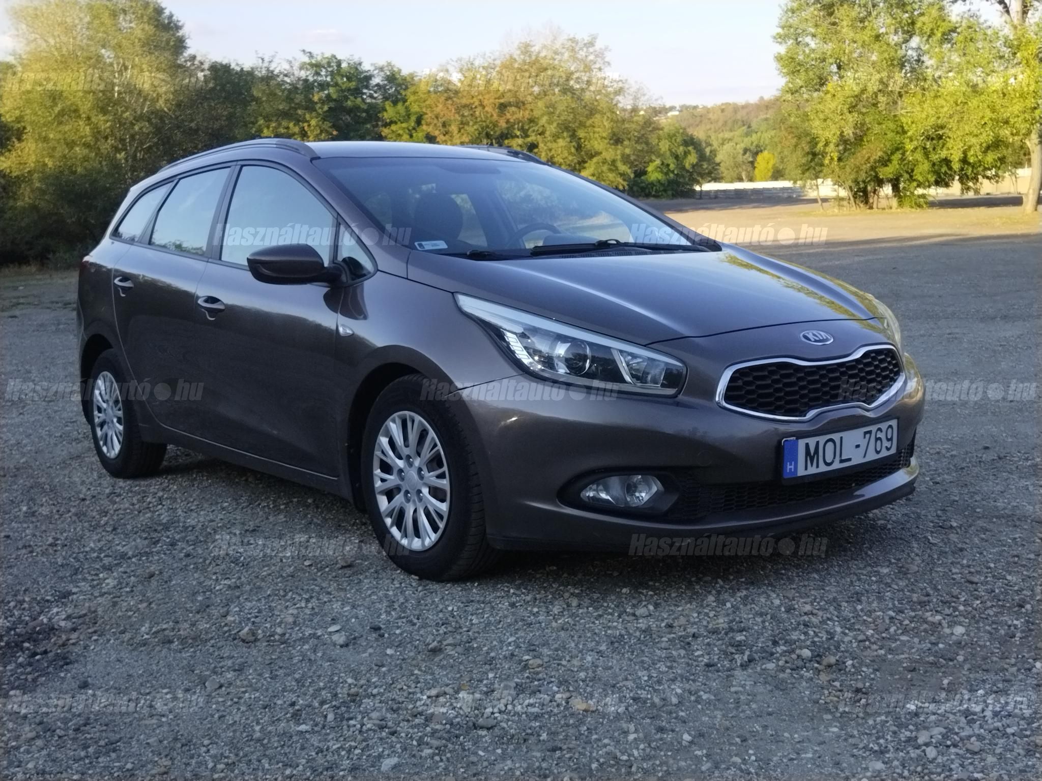 KIA CEE'D 2014/4 - 1