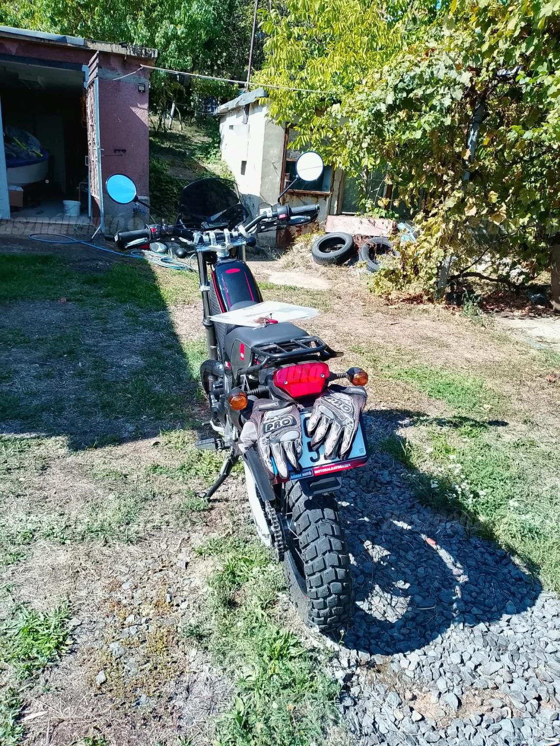 RIEJU TANGO 250 PRO 2011 - 1