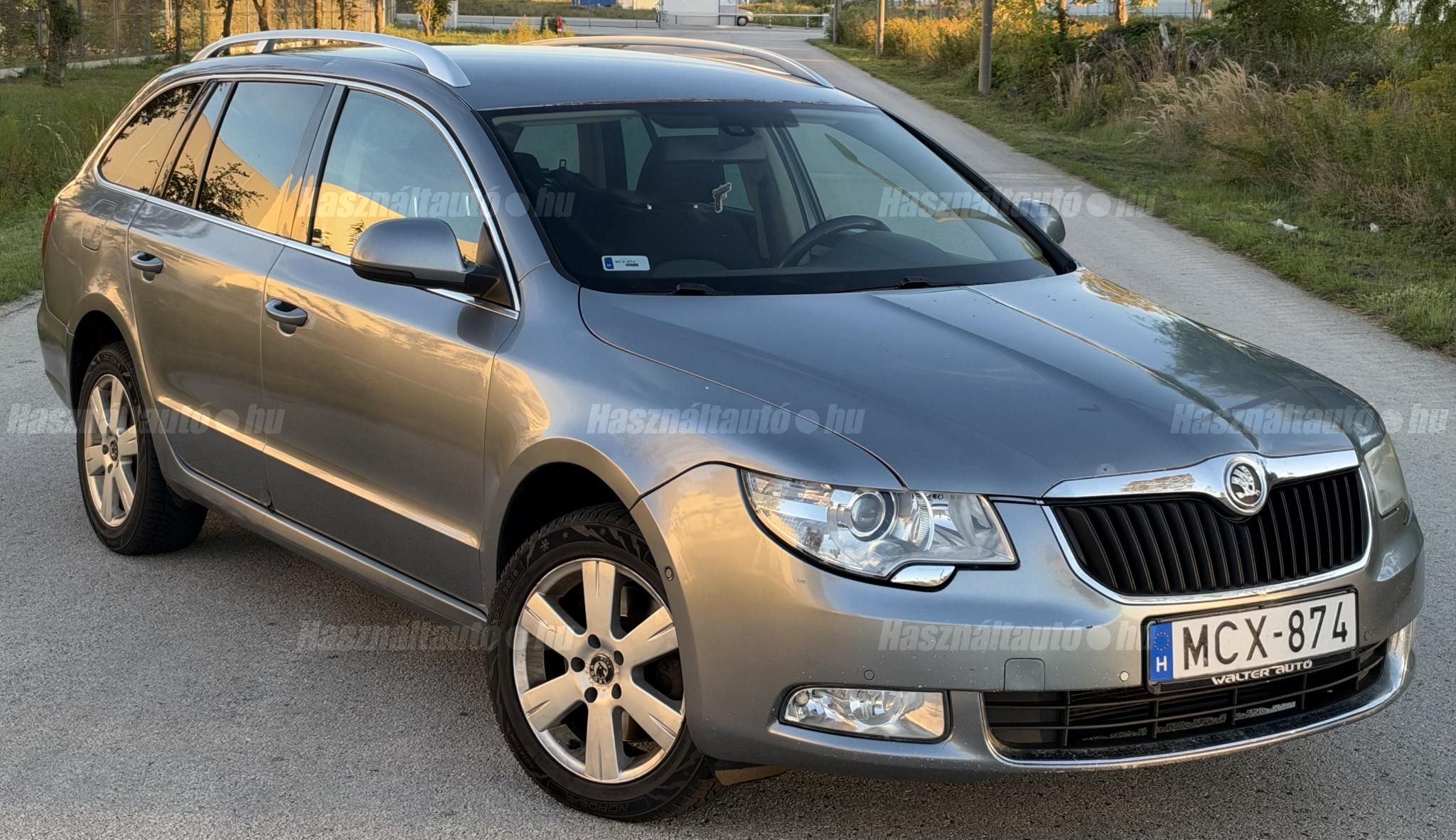 SKODA SUPERB 2010/8 - 1