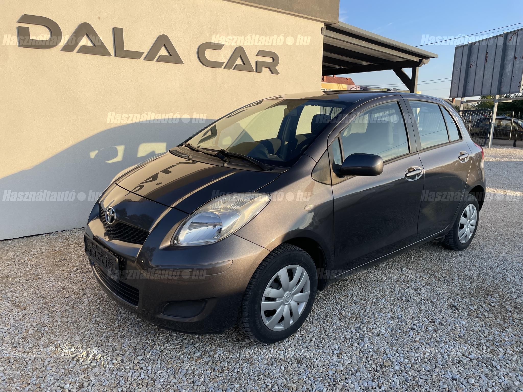 TOYOTA YARIS 2009/9 - 1