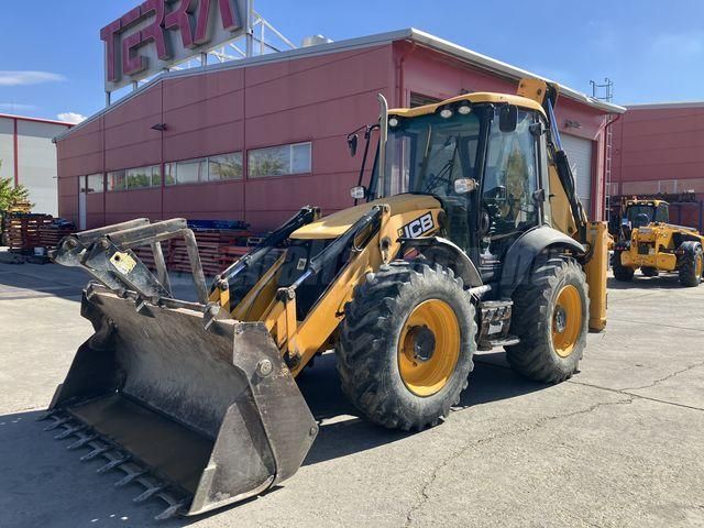 JCB 2017/5 - 1