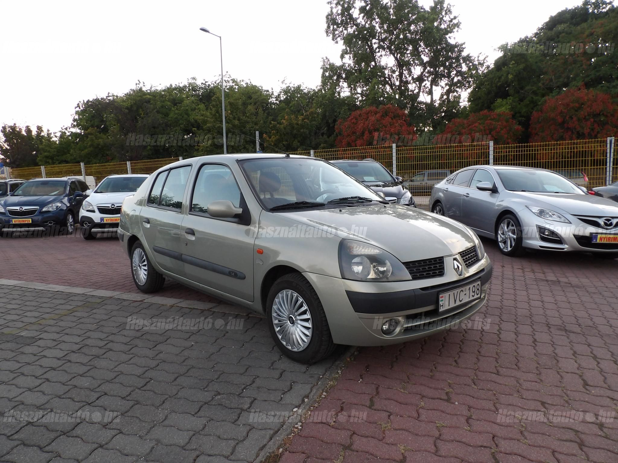 RENAULT THALIA 2003/11 - 1