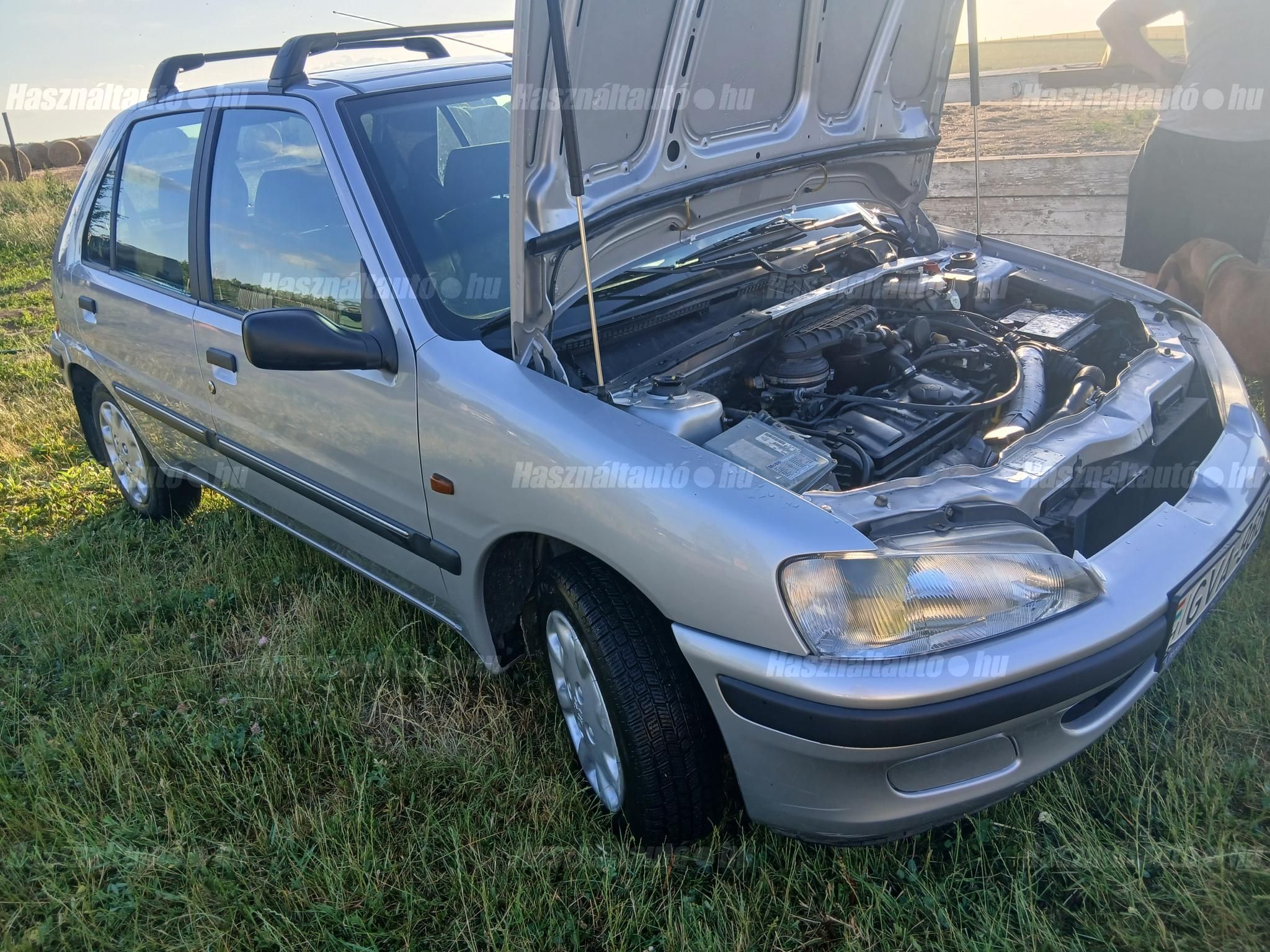 PEUGEOT 106 1998/12 - 1