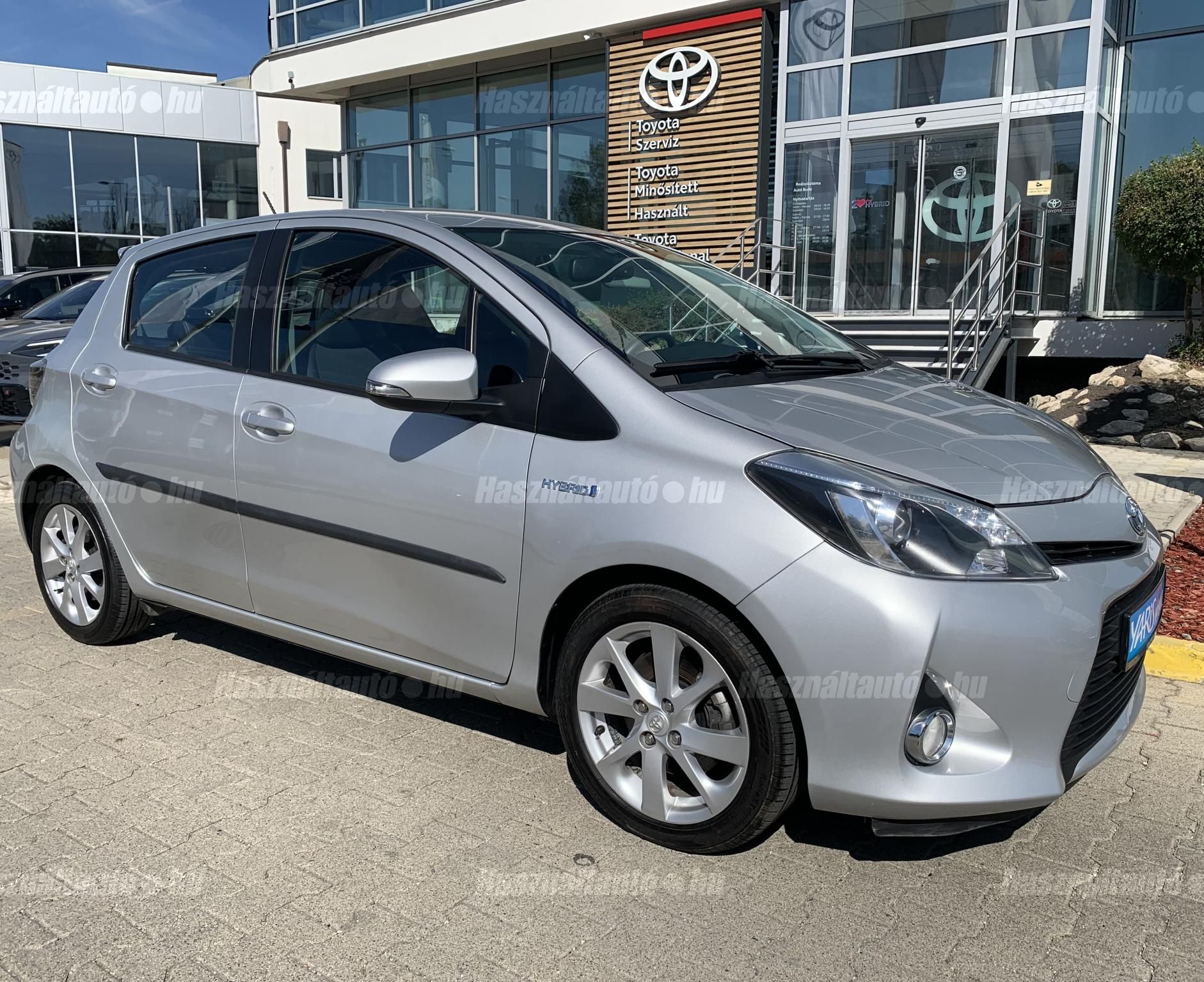 TOYOTA YARIS 2015/1 - 1