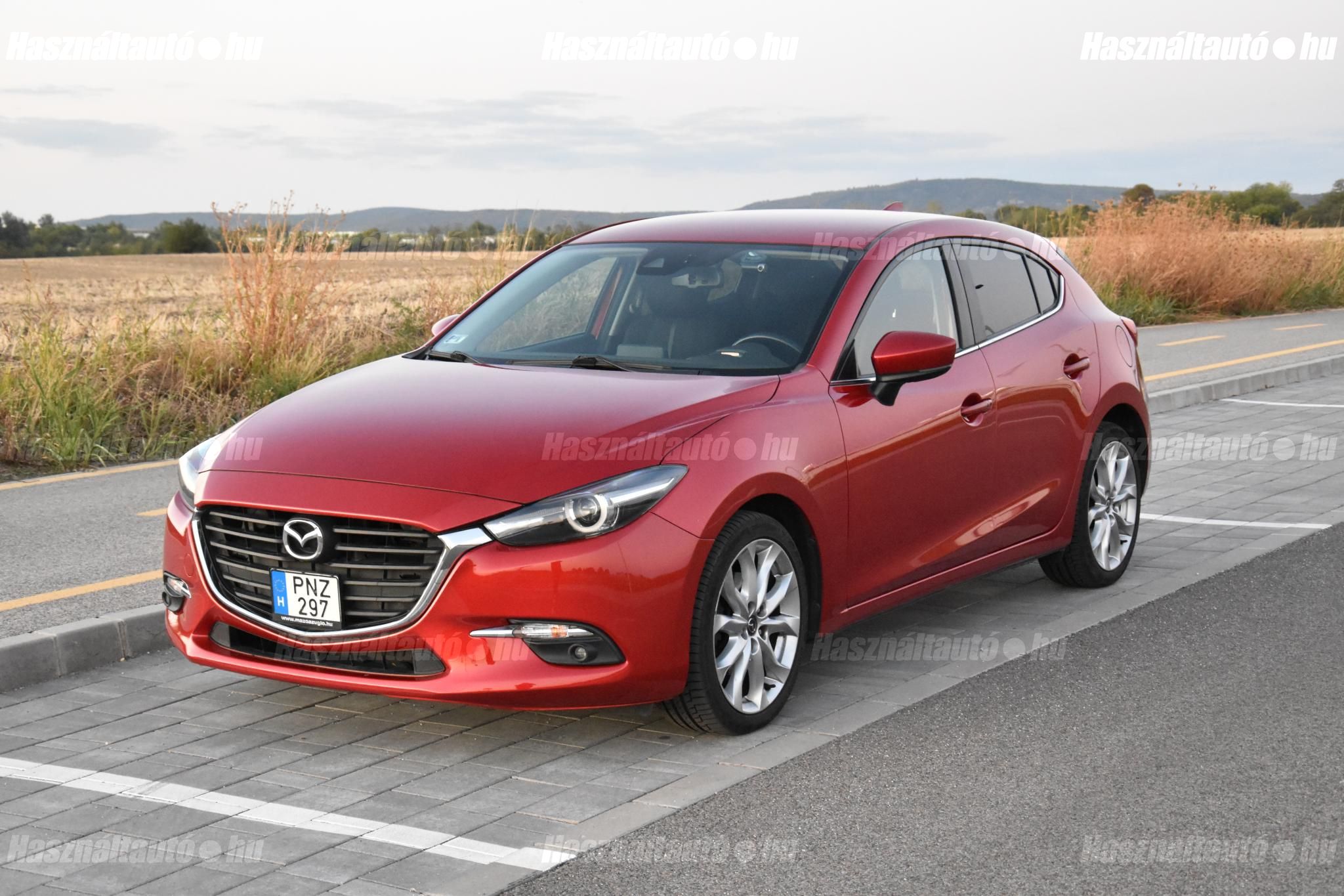MAZDA 3 2017/11 - 1