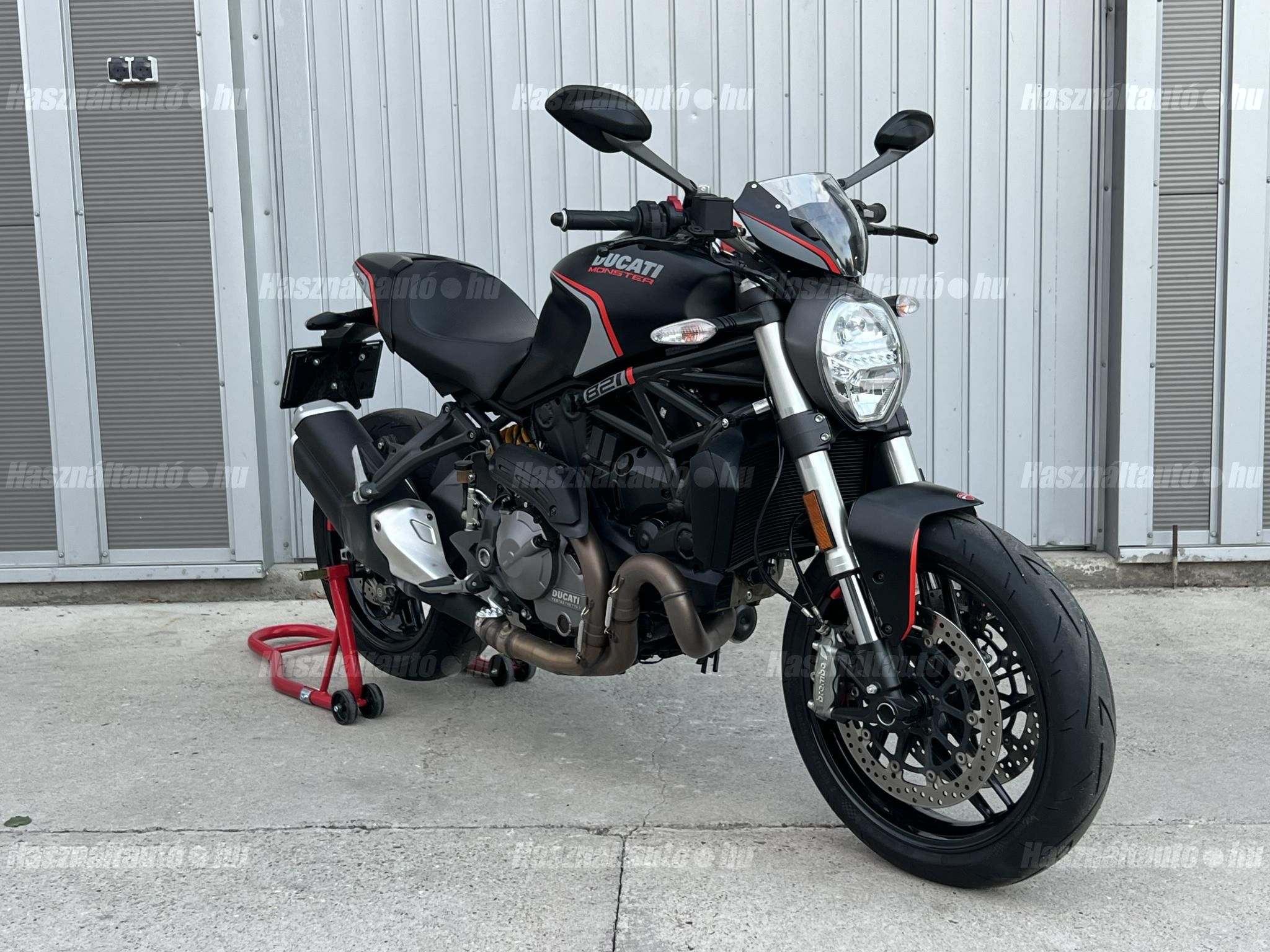DUCATI MONSTER 821 2020/9 - 1