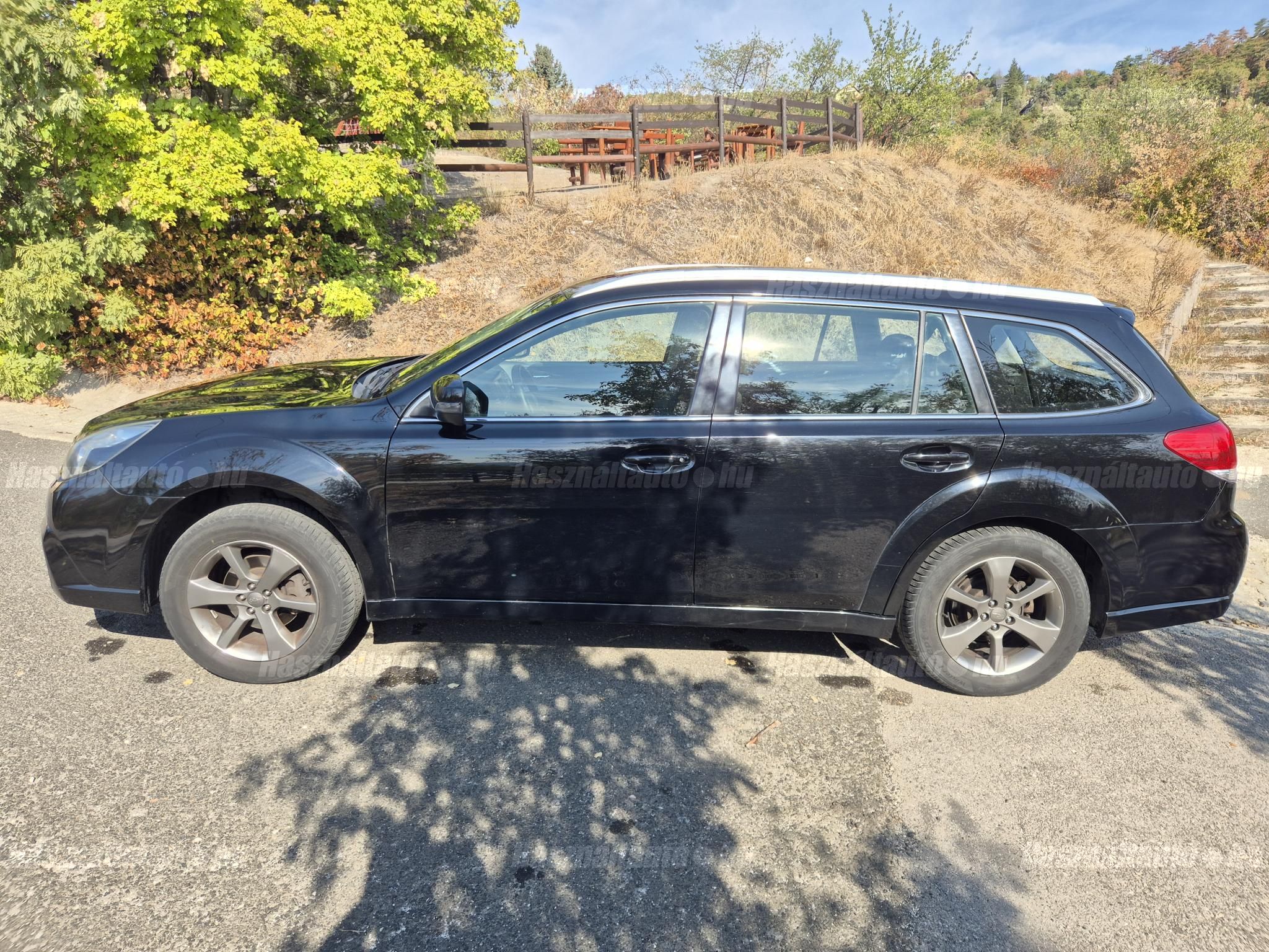 SUBARU OUTBACK 2014/12 - 1