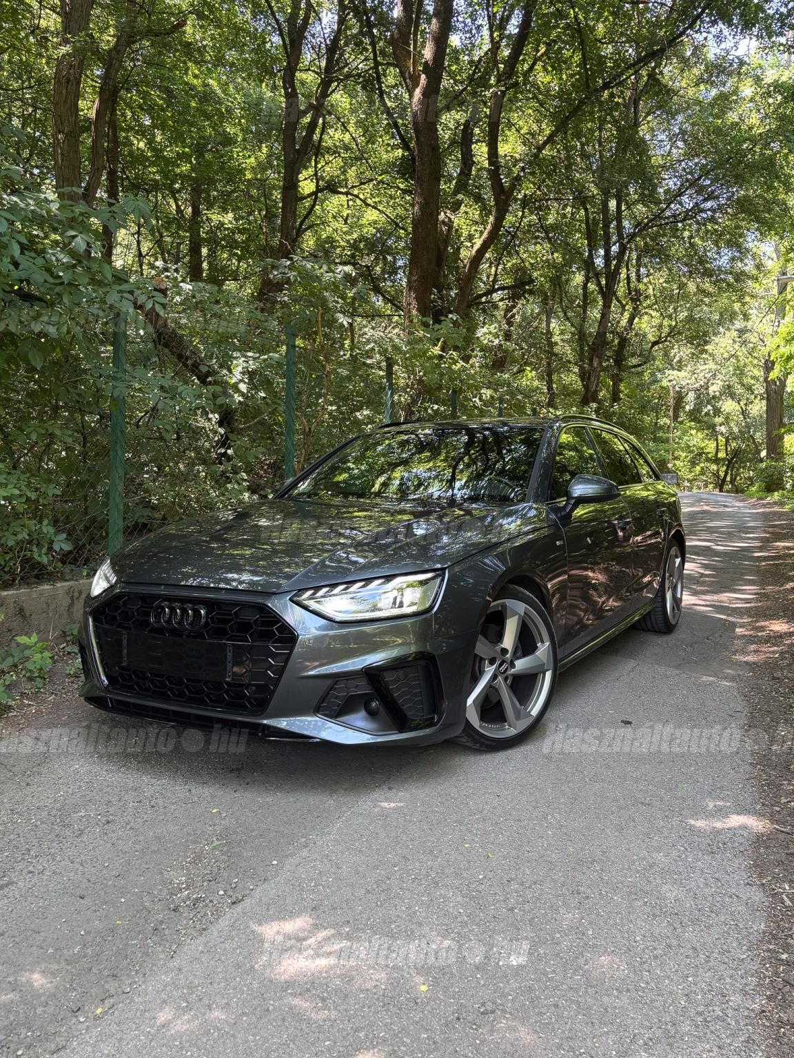 AUDI A4 2019/12 - 1