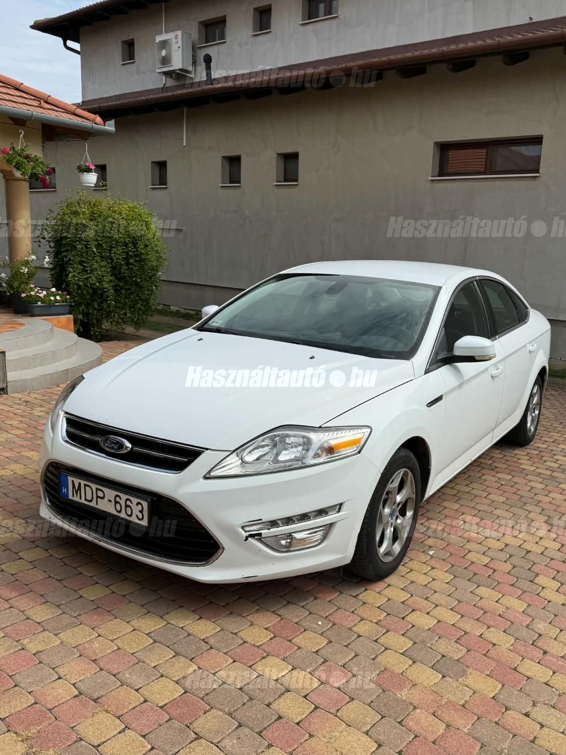 FORD MONDEO 2012 - 1