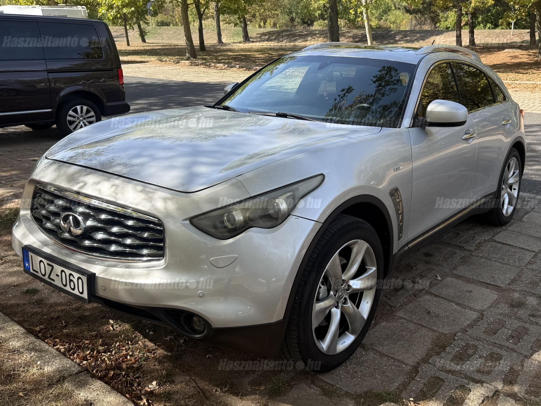 INFINITI FX 2009/9 - 1