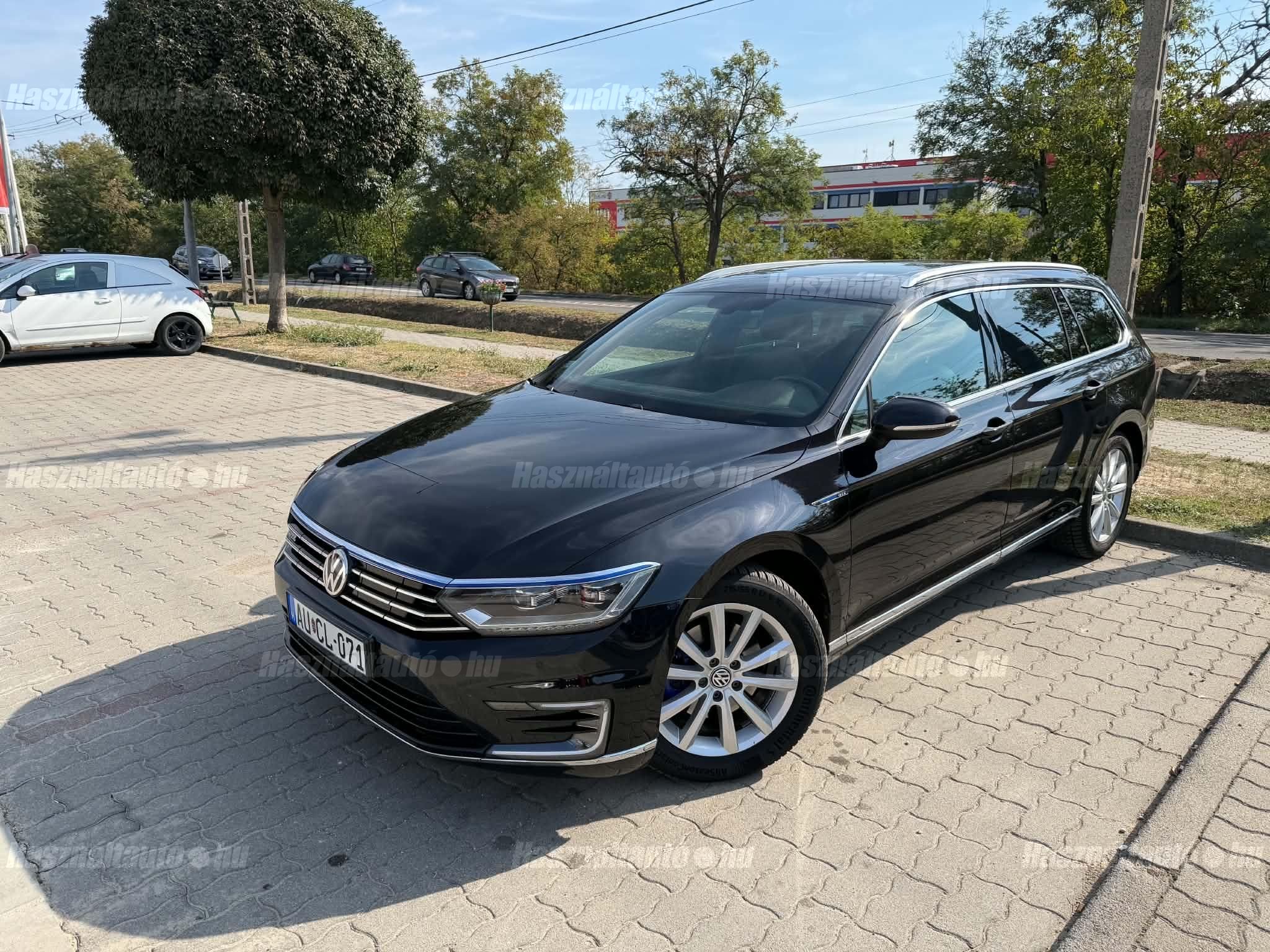 VOLKSWAGEN PASSAT VIII 2016/12 - 1