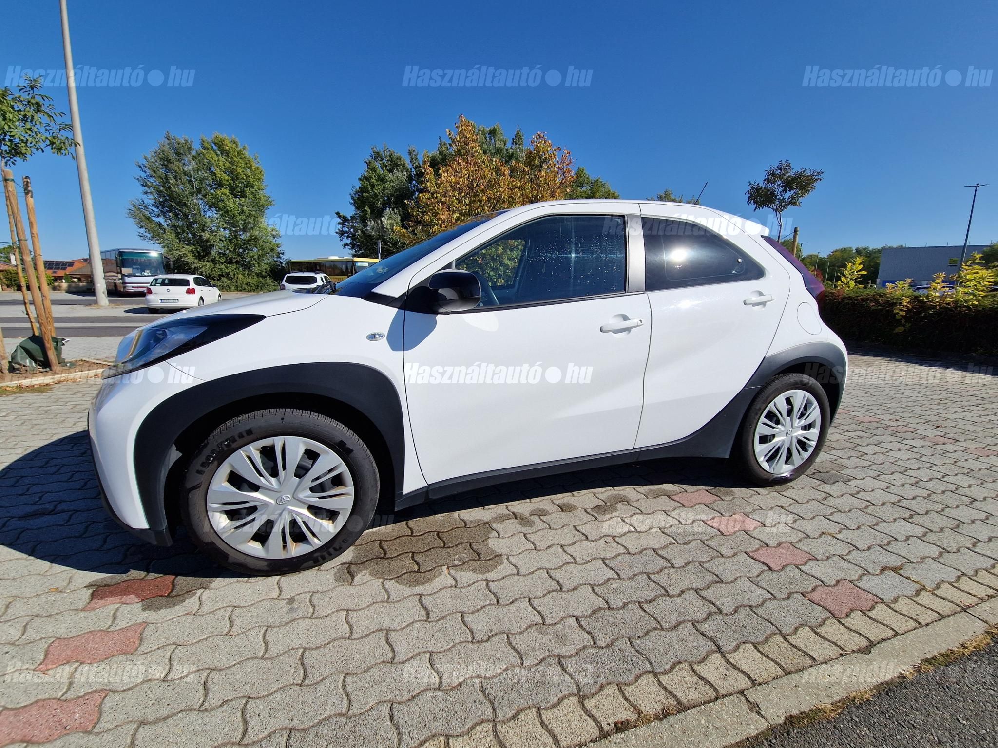 TOYOTA AYGO 2023 - 1