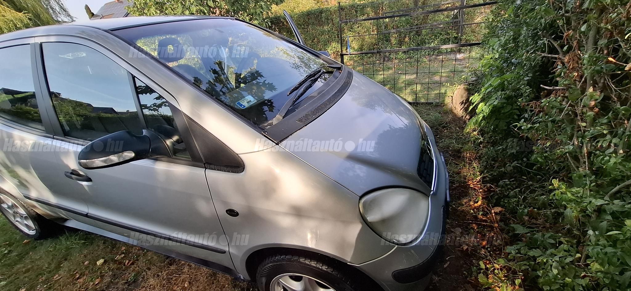 MERCEDES-BENZ A 170 2004/8 - 1