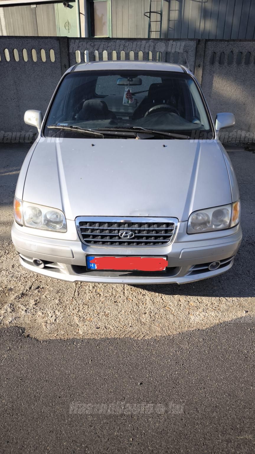 HYUNDAI TRAJET 2003/9 - 1