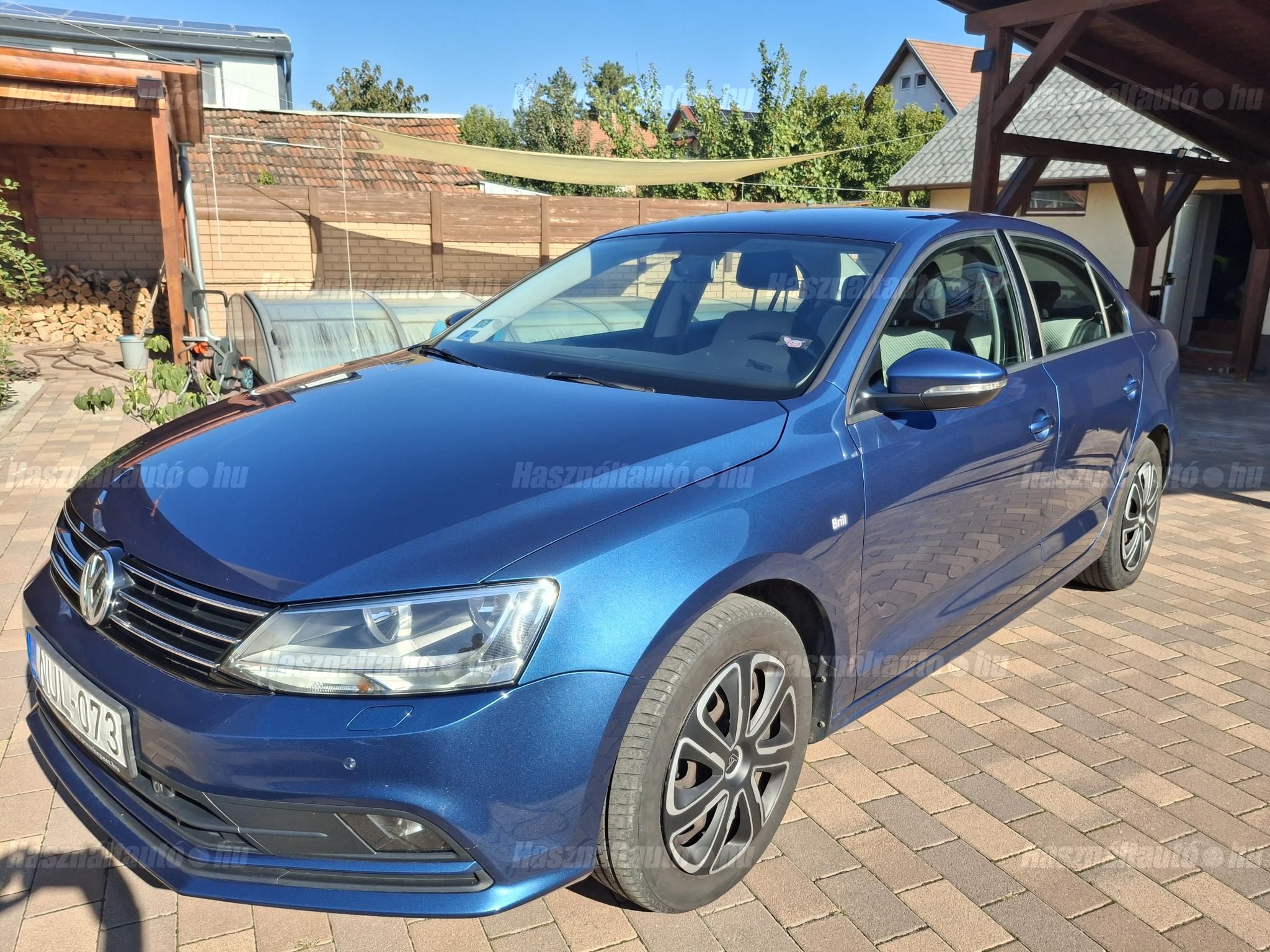 VOLKSWAGEN JETTA VI 2016/7 - 1