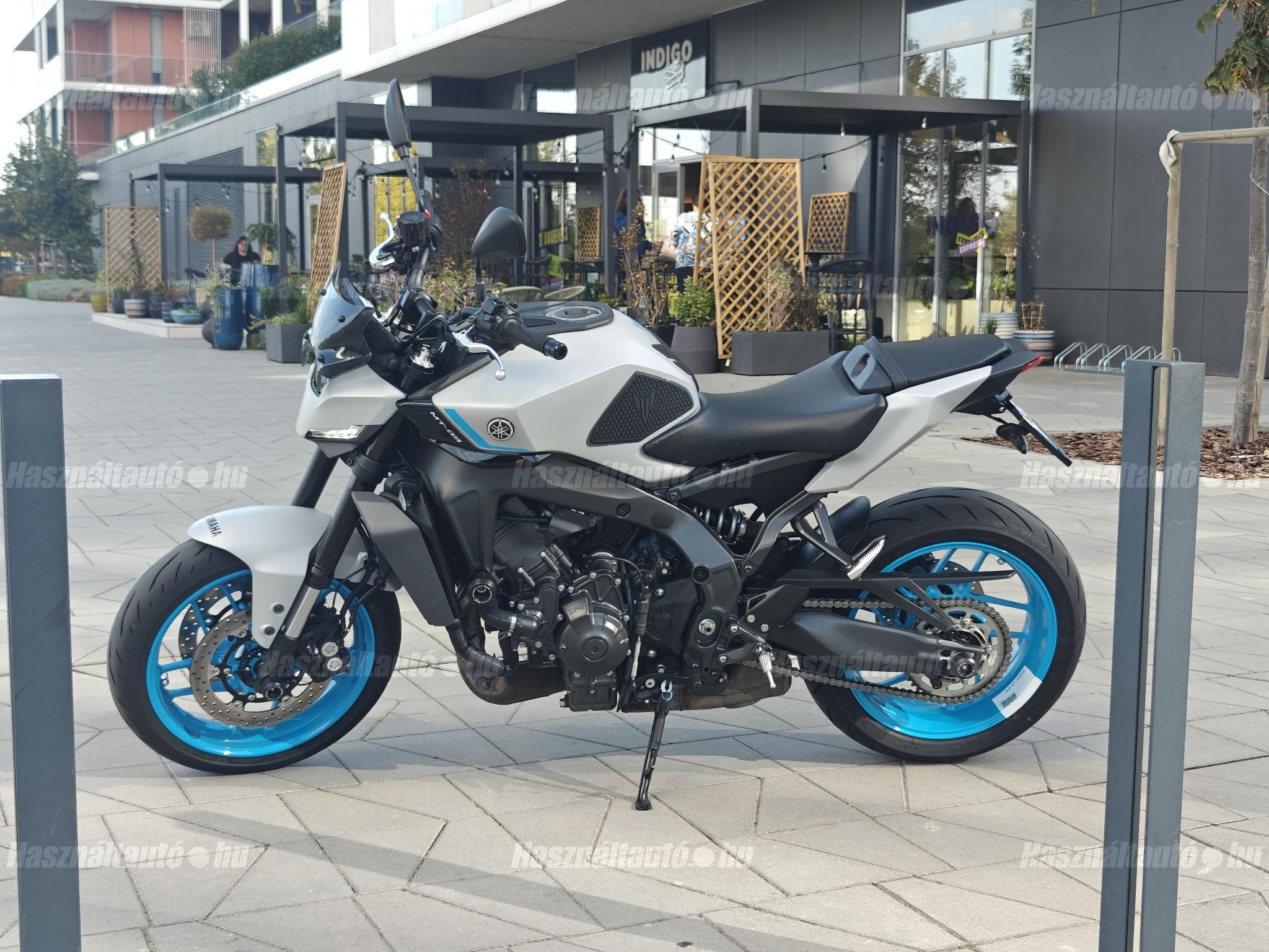 YAMAHA MT-09 2025/4 - 1