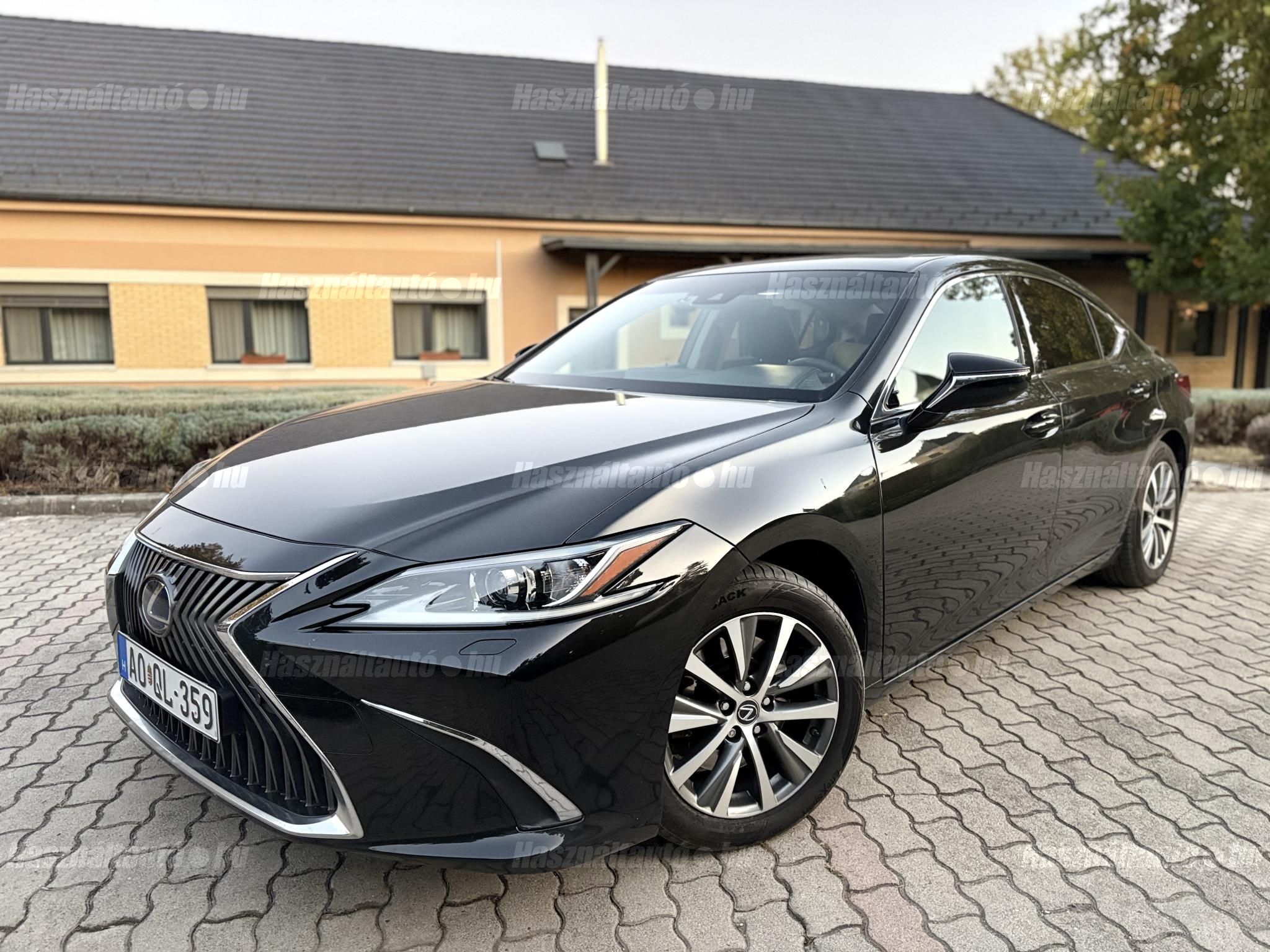 LEXUS ES 2019/6 - 1