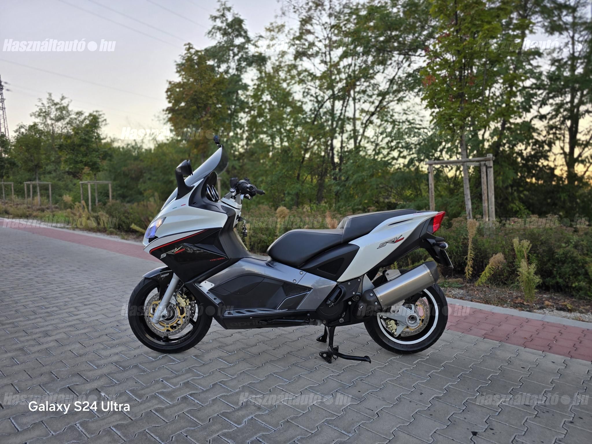 APRILIA SRV 850 2015/8 - 1