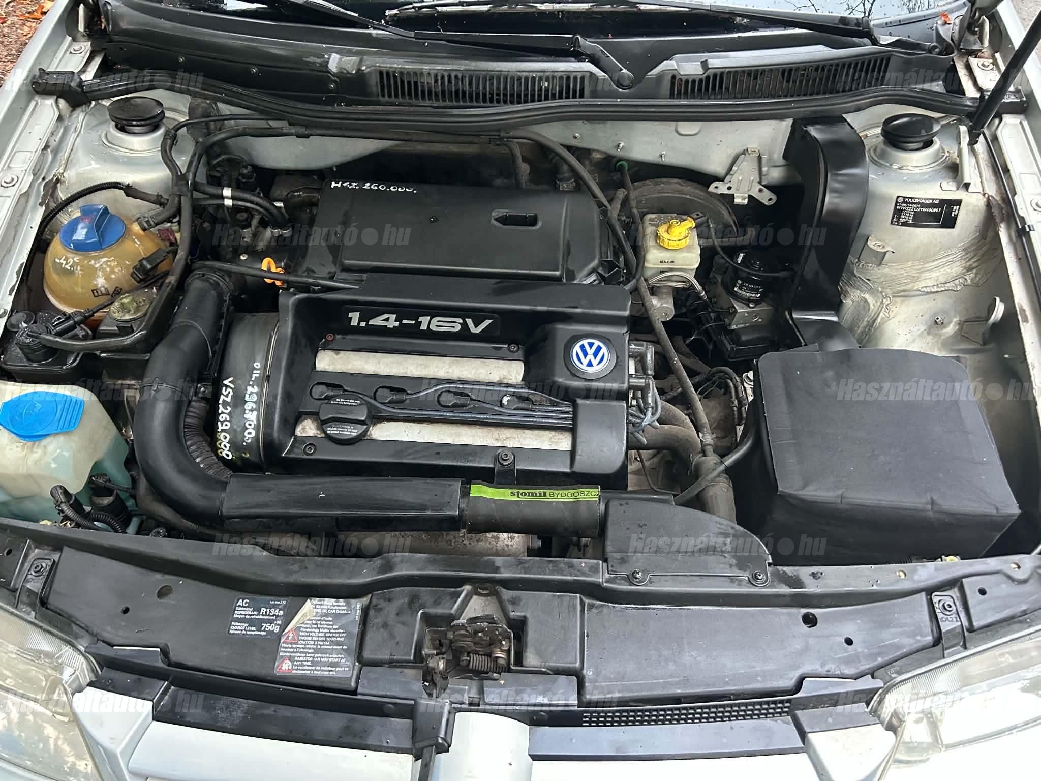 VOLKSWAGEN BORA 1999/11 - 1