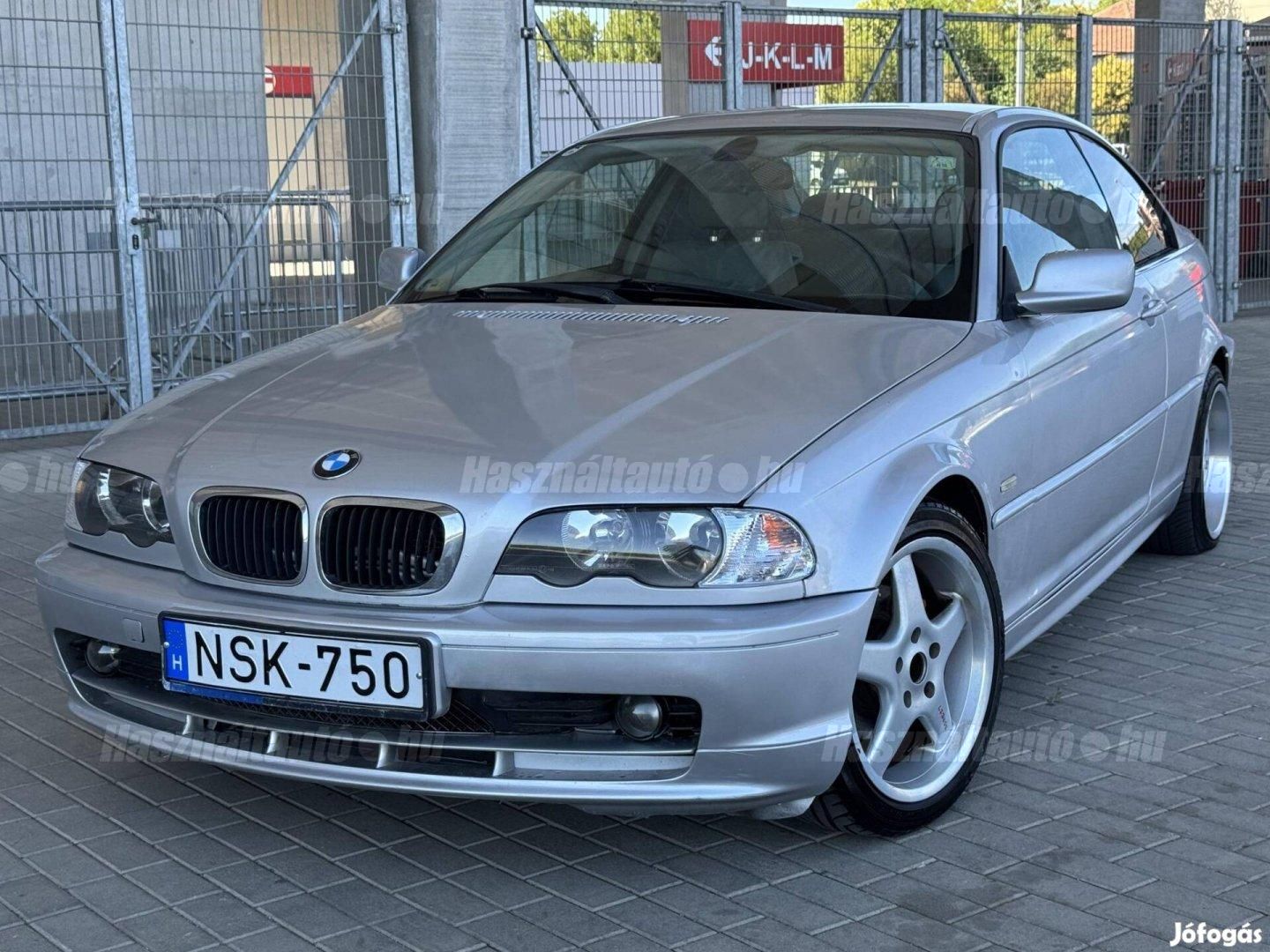 BMW 318 2000 - 1
