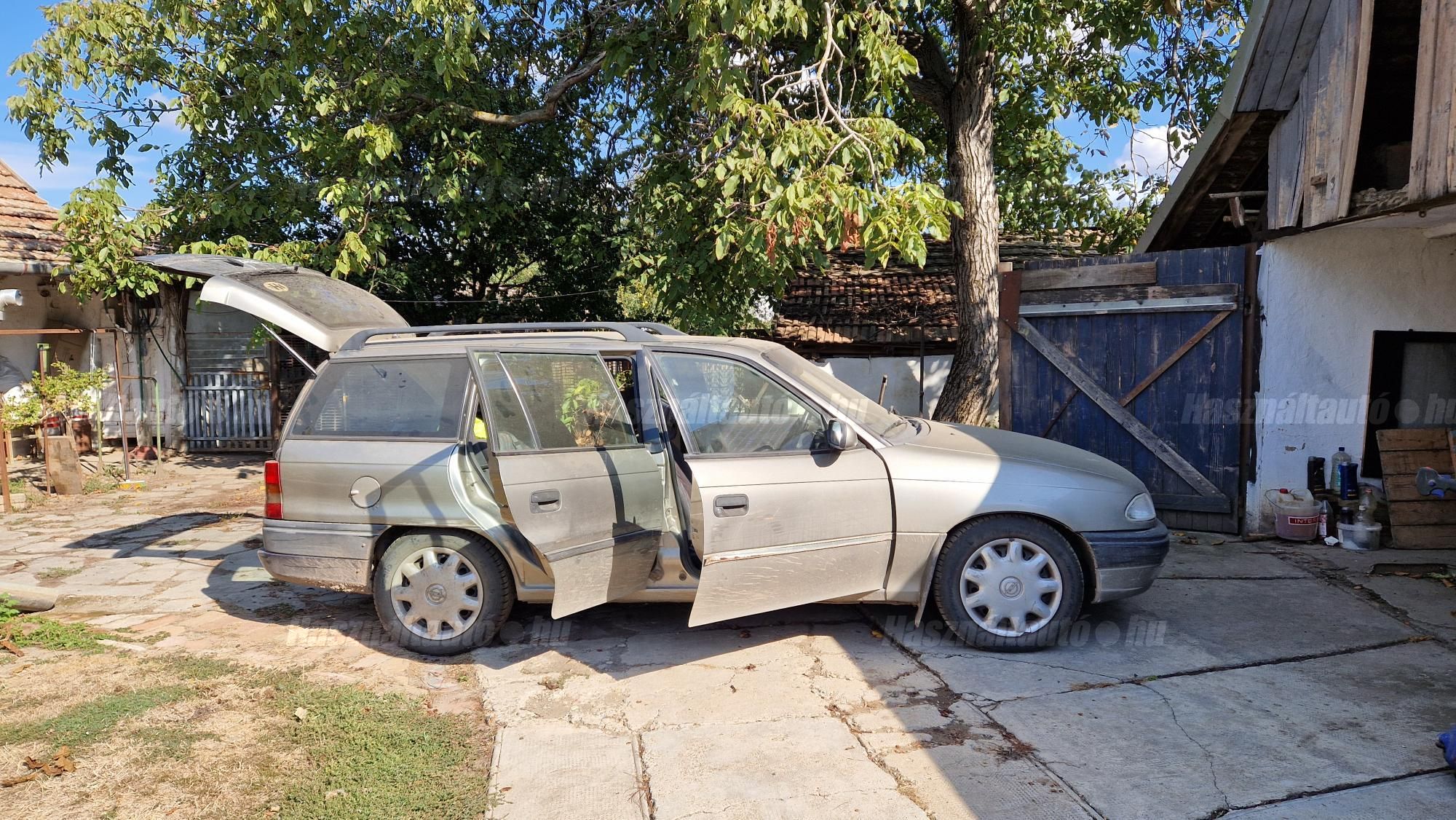 OPEL ASTRA F 2002/7 - 1