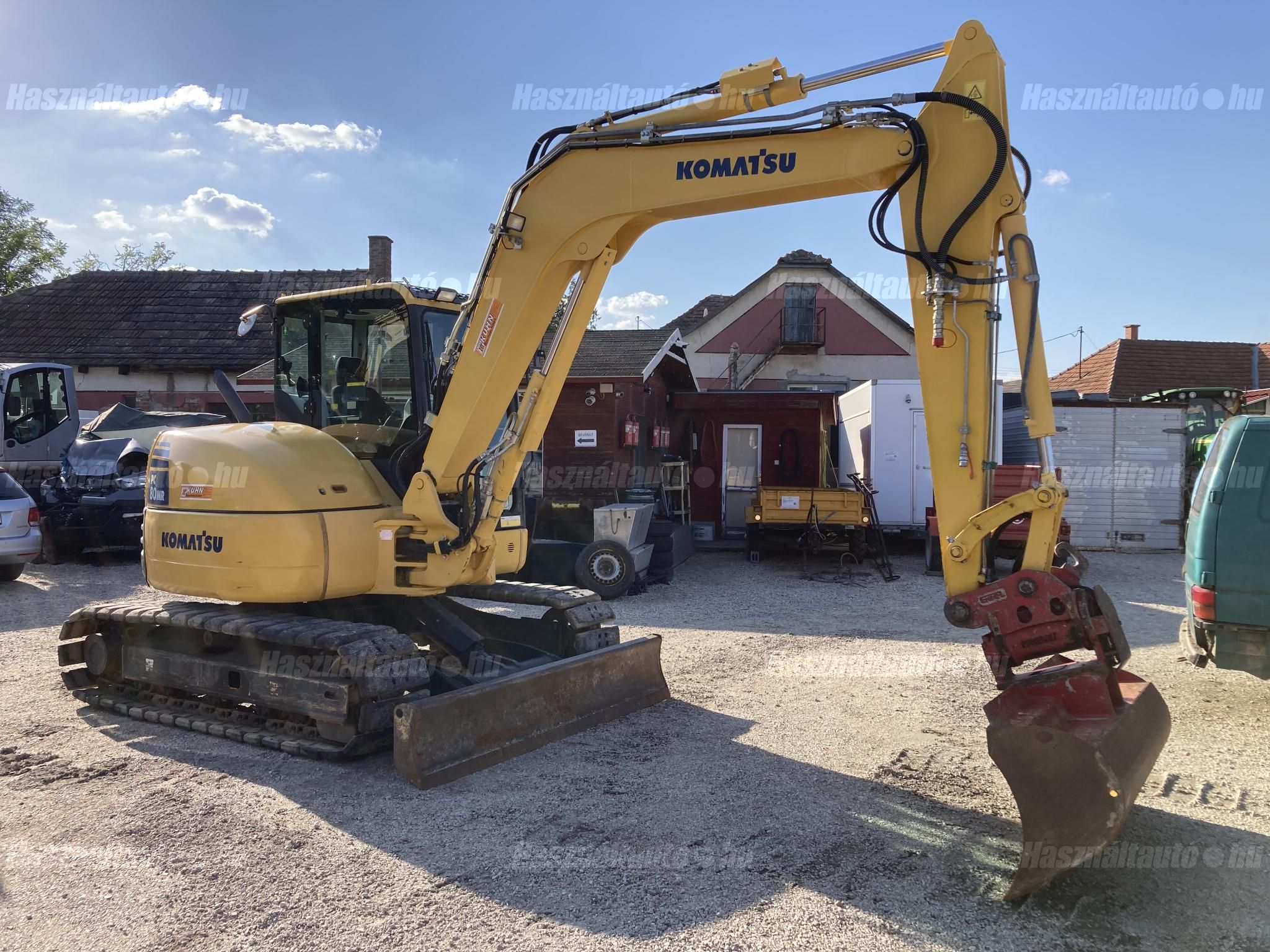 KOMATSU 2013/6 - 1
