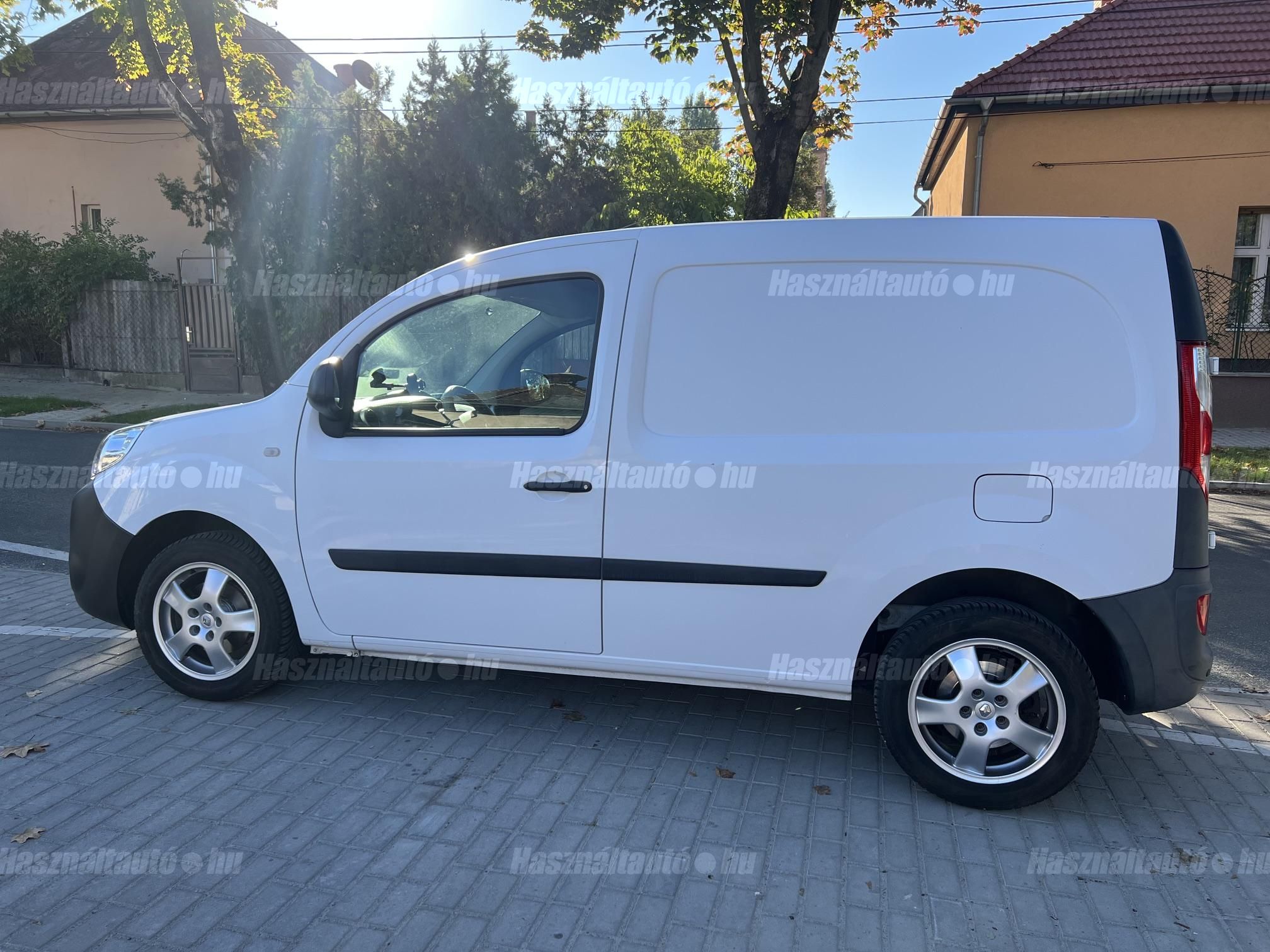 RENAULT KANGOO 2013/12 - 1